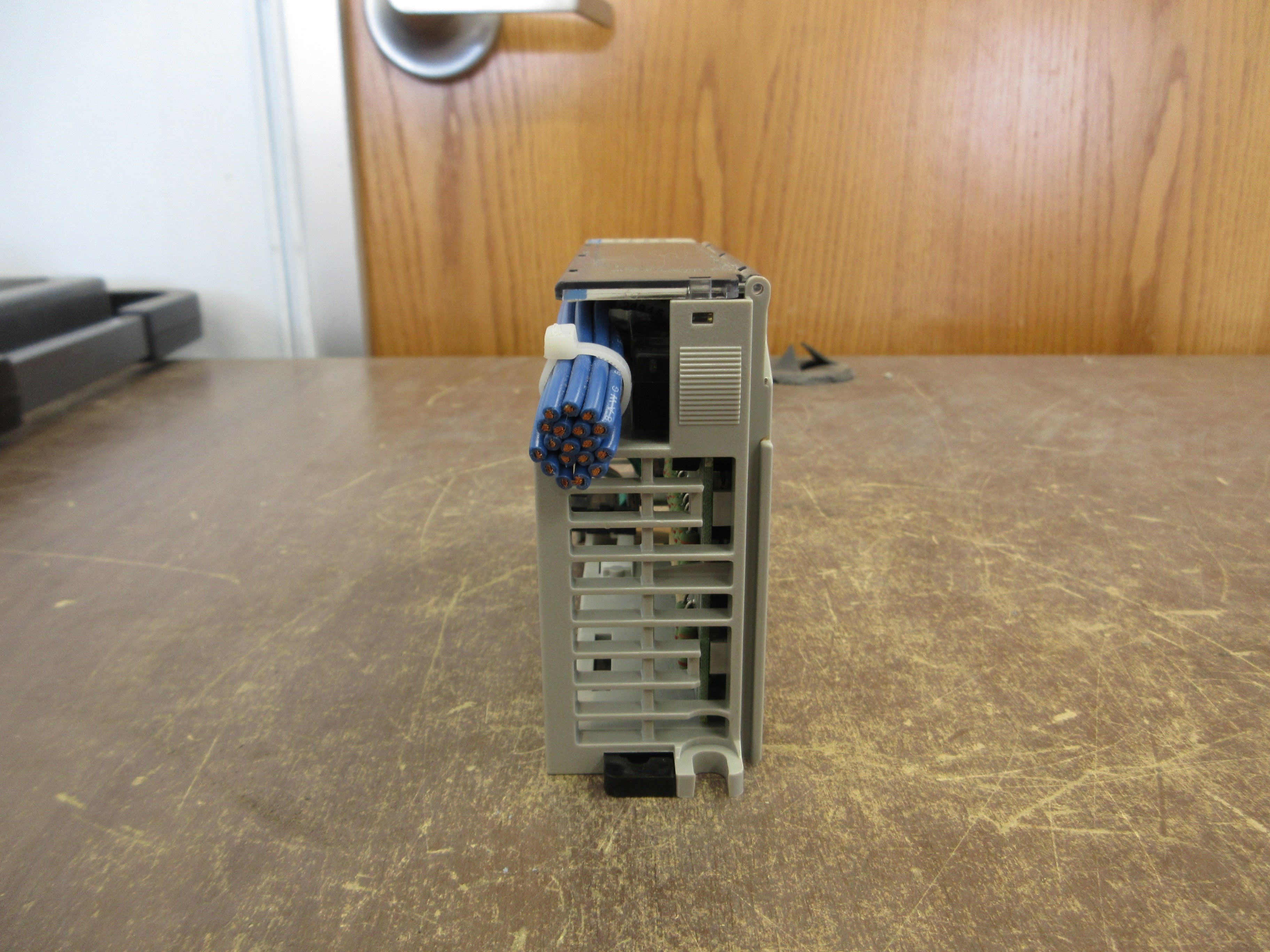 Allen-Bradley Compact I/O Input Module 1769-IQ16 Ser. A F/W Rev. 3.1 16PT Used