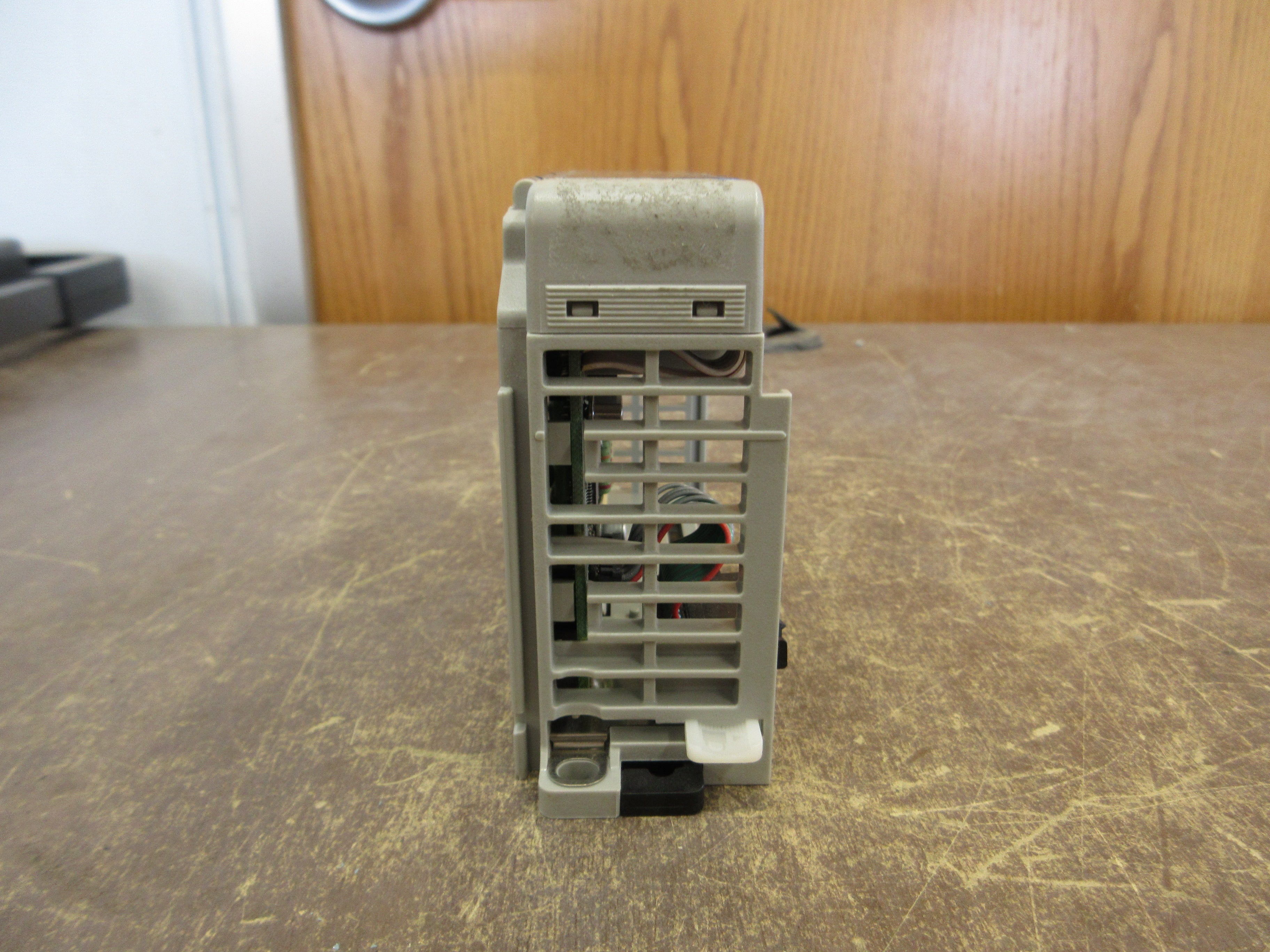 Allen-Bradley Compact I/O Input Module 1769-IQ16 Ser. A F/W Rev. 3.1 16PT Used