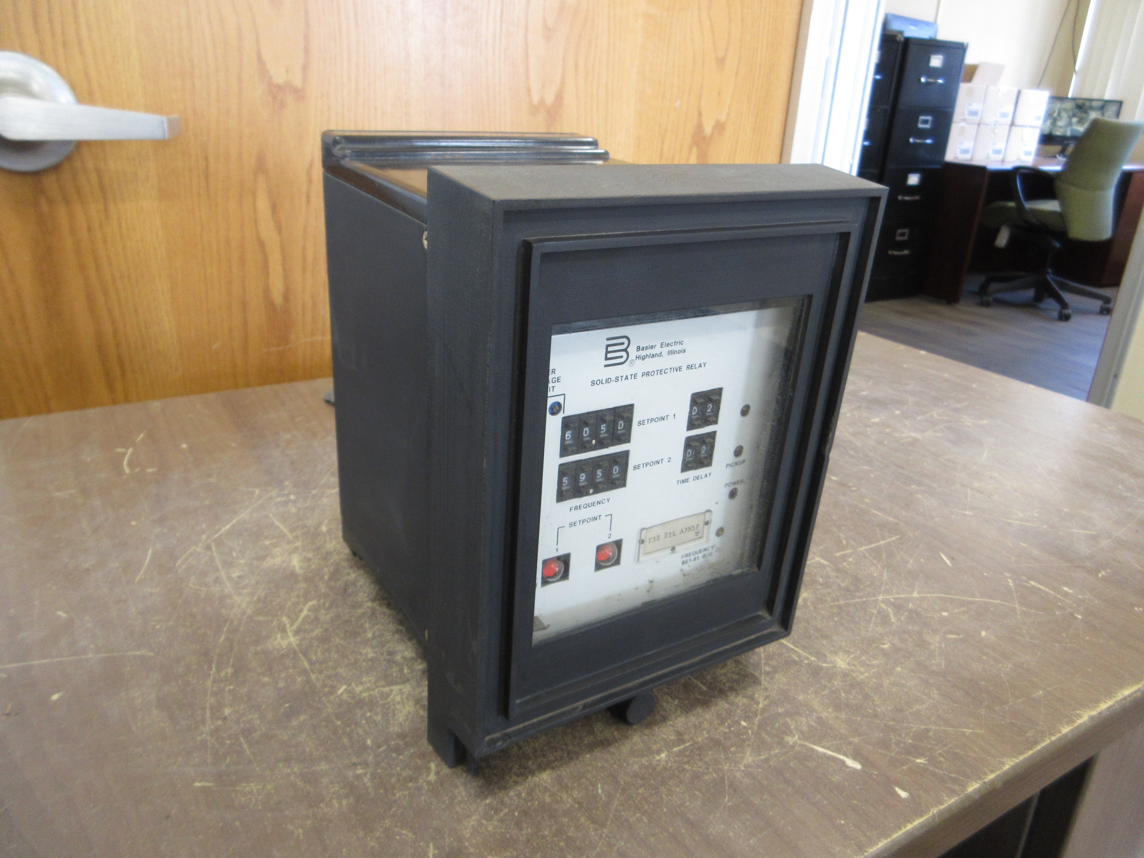 Basler Electric BE1-81 O/U Frequency Relay T3E E1L A7N1F Used