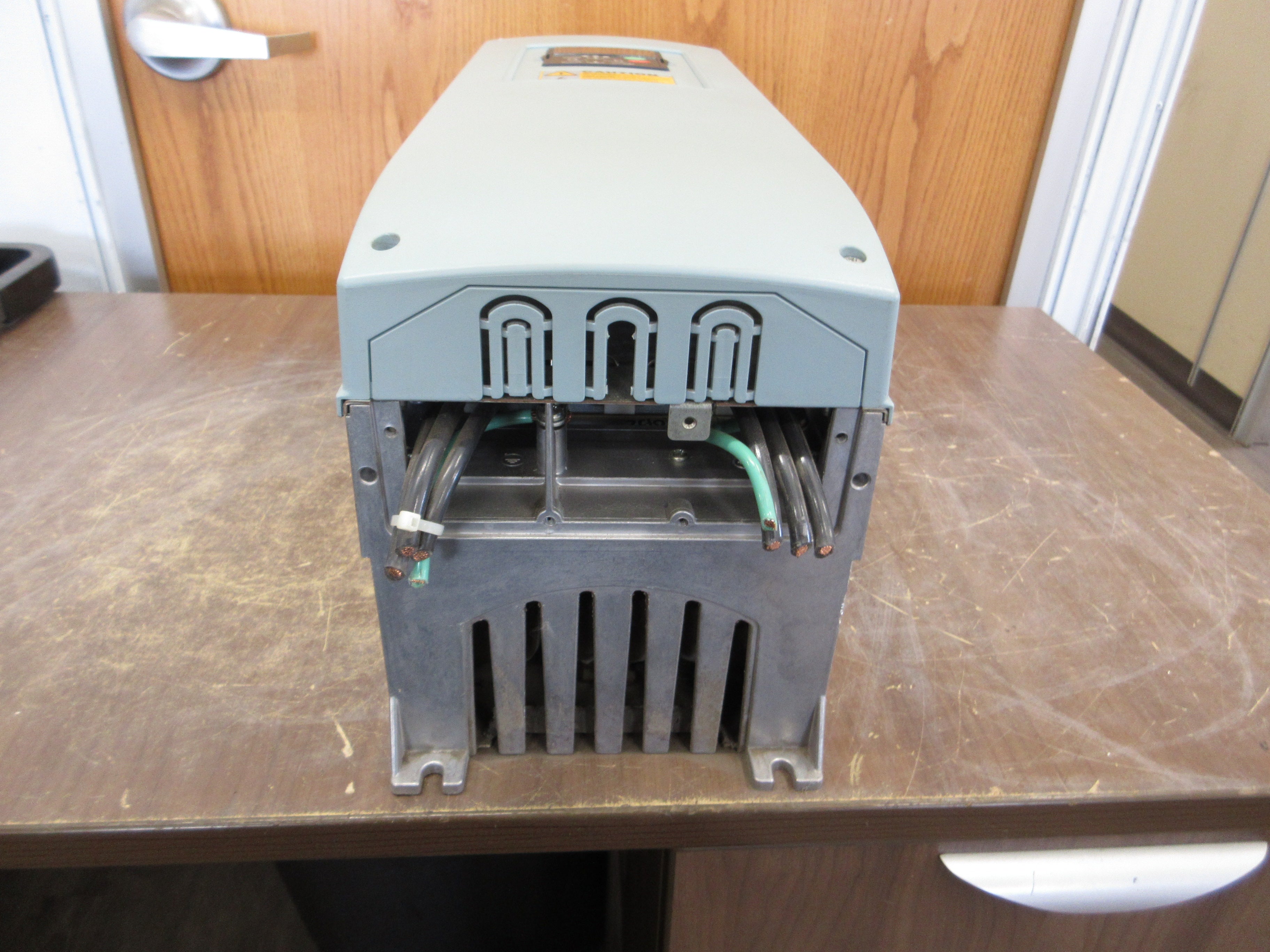 Honeywell AC Drive PA006152H1SSS 40HP 3Ph w/ Keypad Used