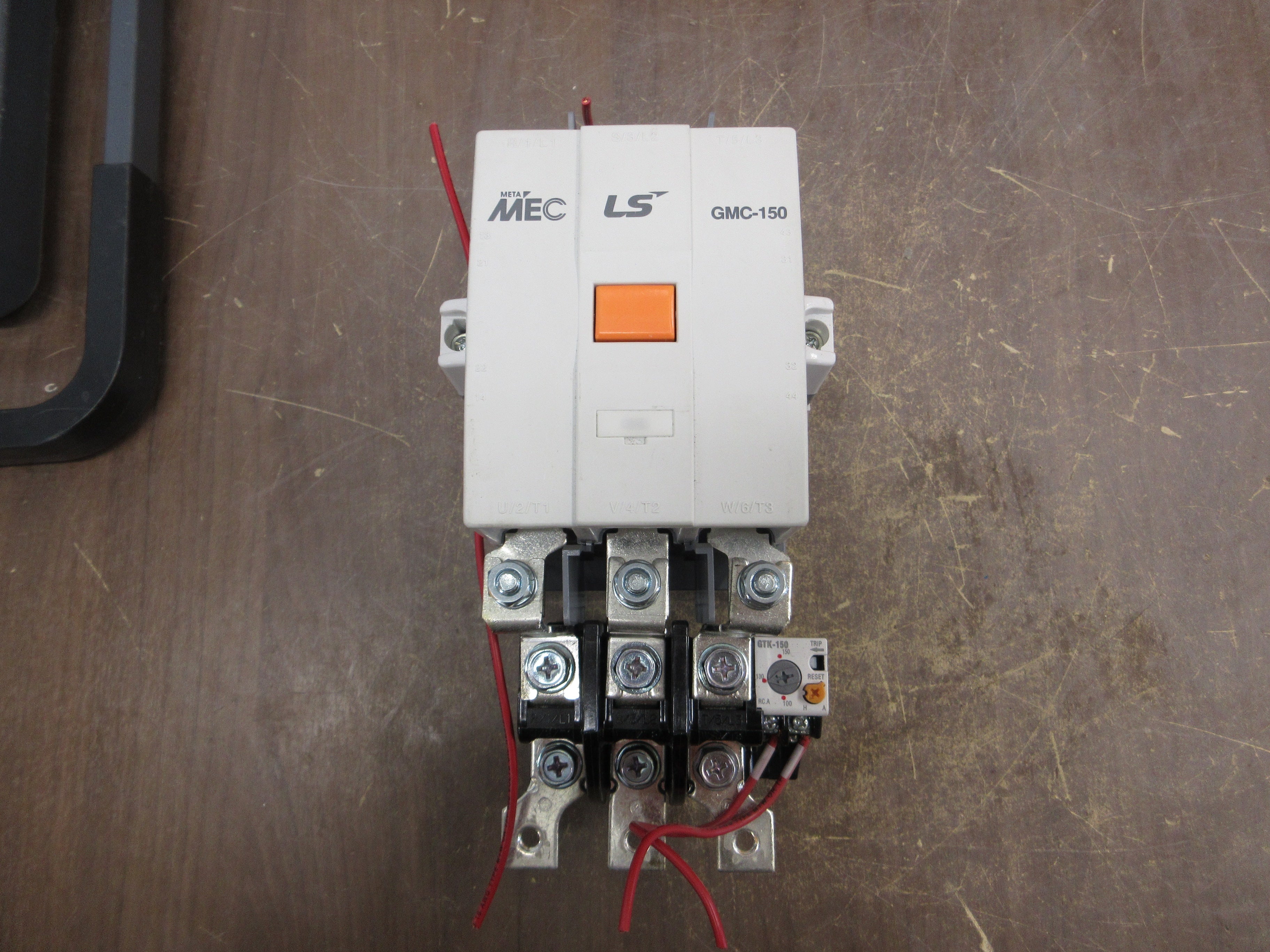 LS Starter GMC-150 / GTK-150 Coil: 100-240VAC 100-220VDC Trip: 100-150A Used