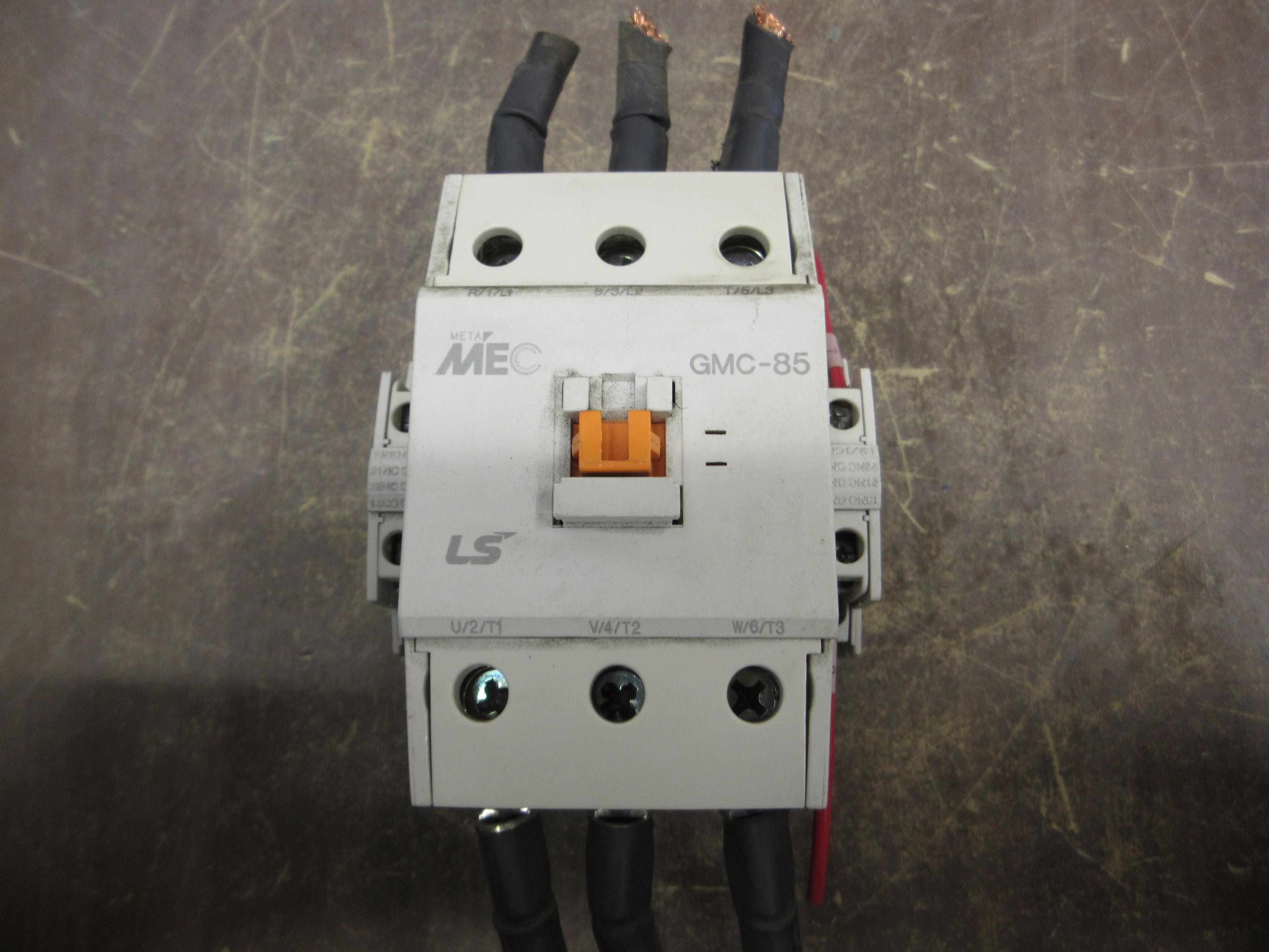 LS MEC Contactor GMC-85 120V Coil 85A (2) Aux Contacts Used