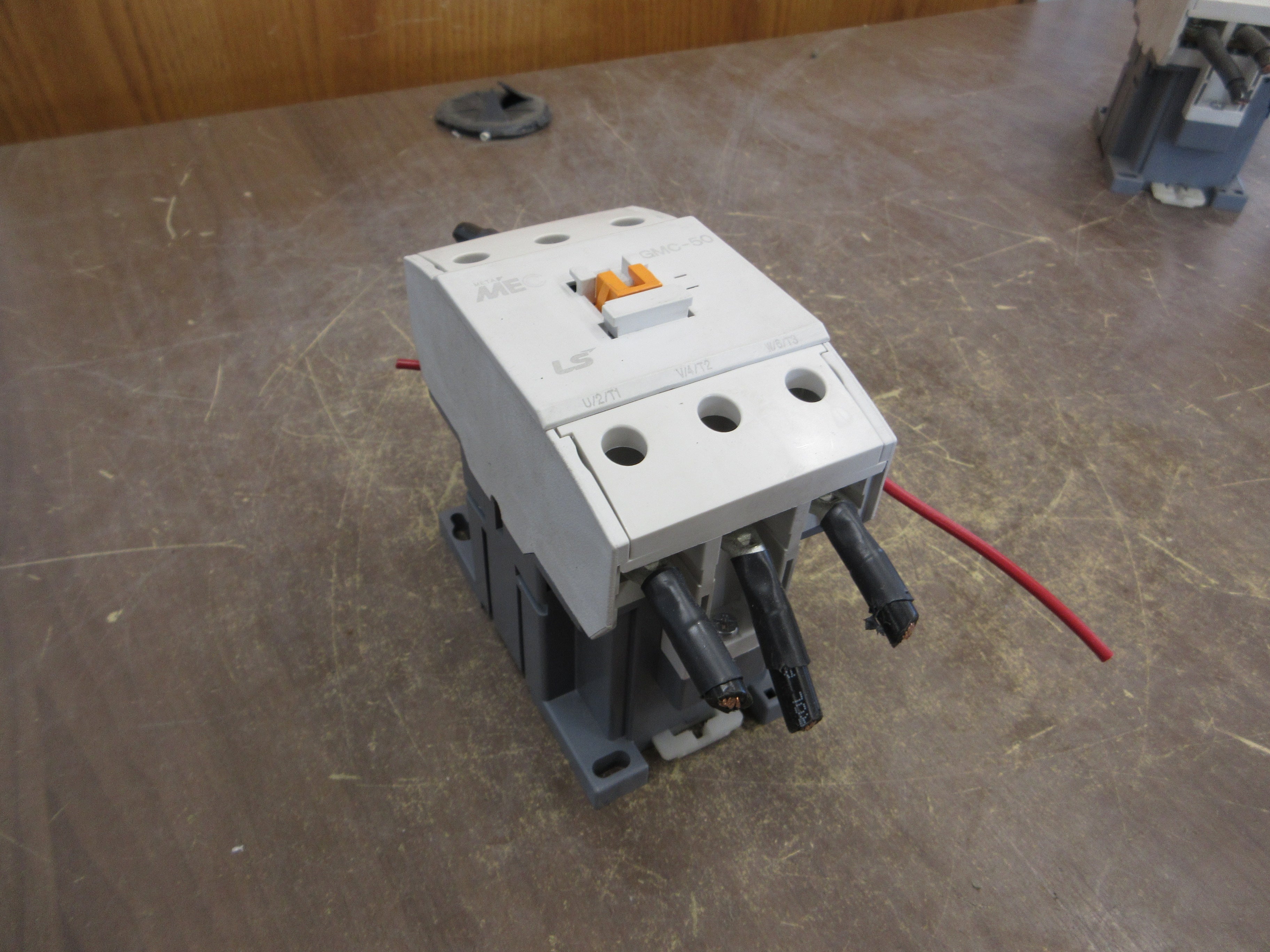 LS MEC Contactor GMC-50 120V Coil w/ Aux Contact Used