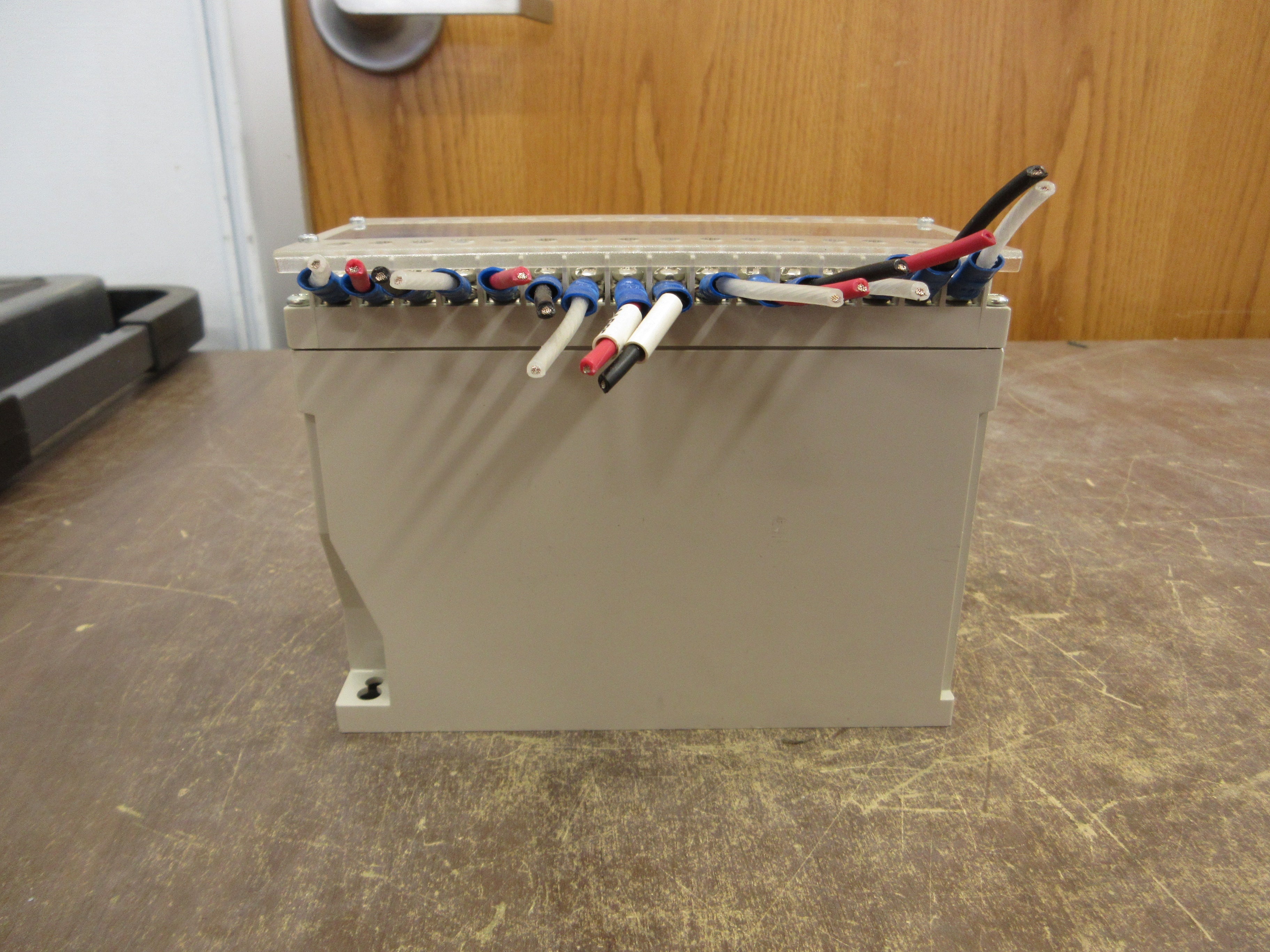 Crompton Temperature Relay 256-PCCU-R2BX-DG Range: 0-200 °C RTD: 100ohm Platinum