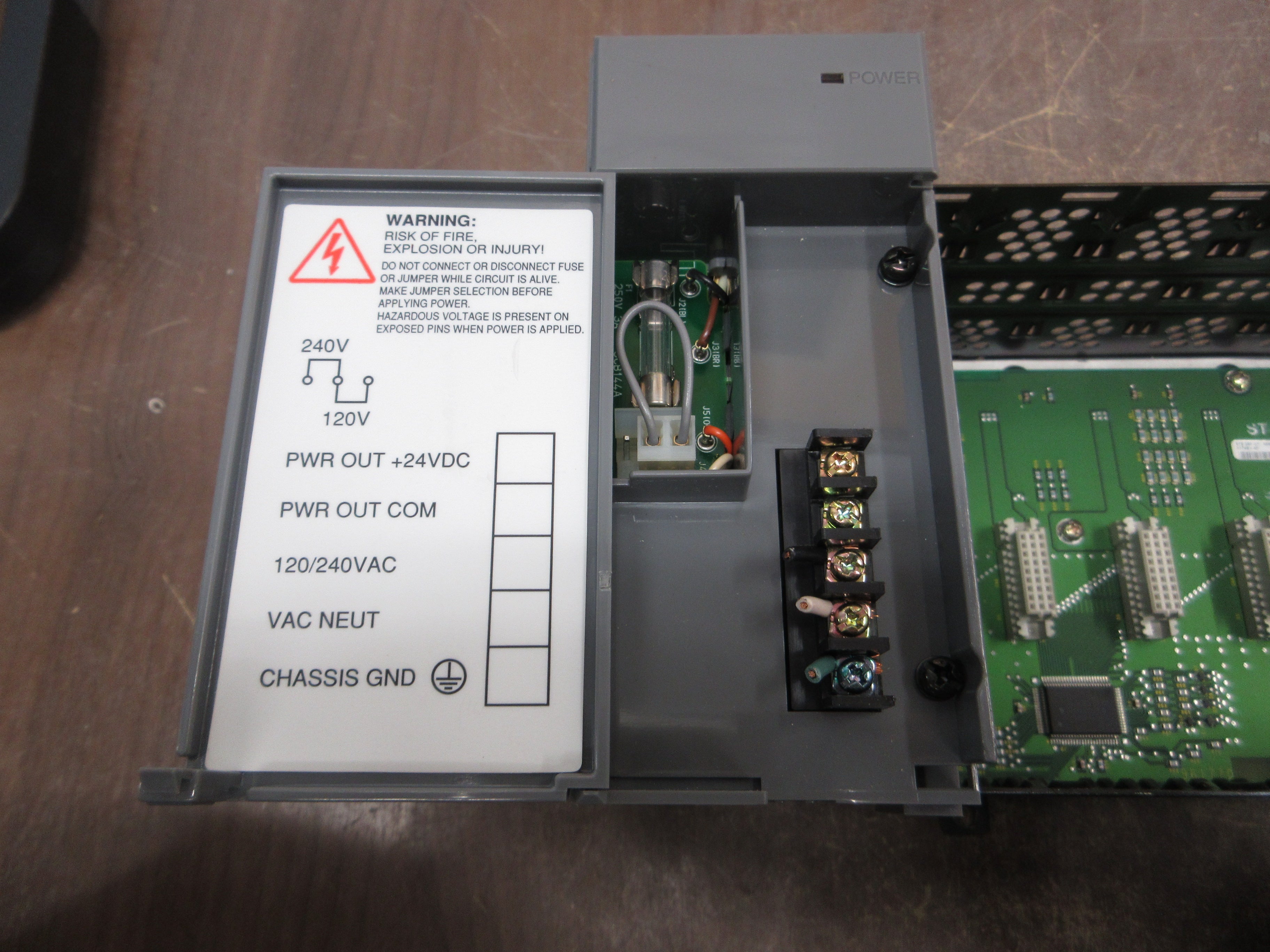 Allen-Bradley SLC 500 PLC Rack w/ Power Supply 1746-A7 / 1746-P1 7-Slot Used