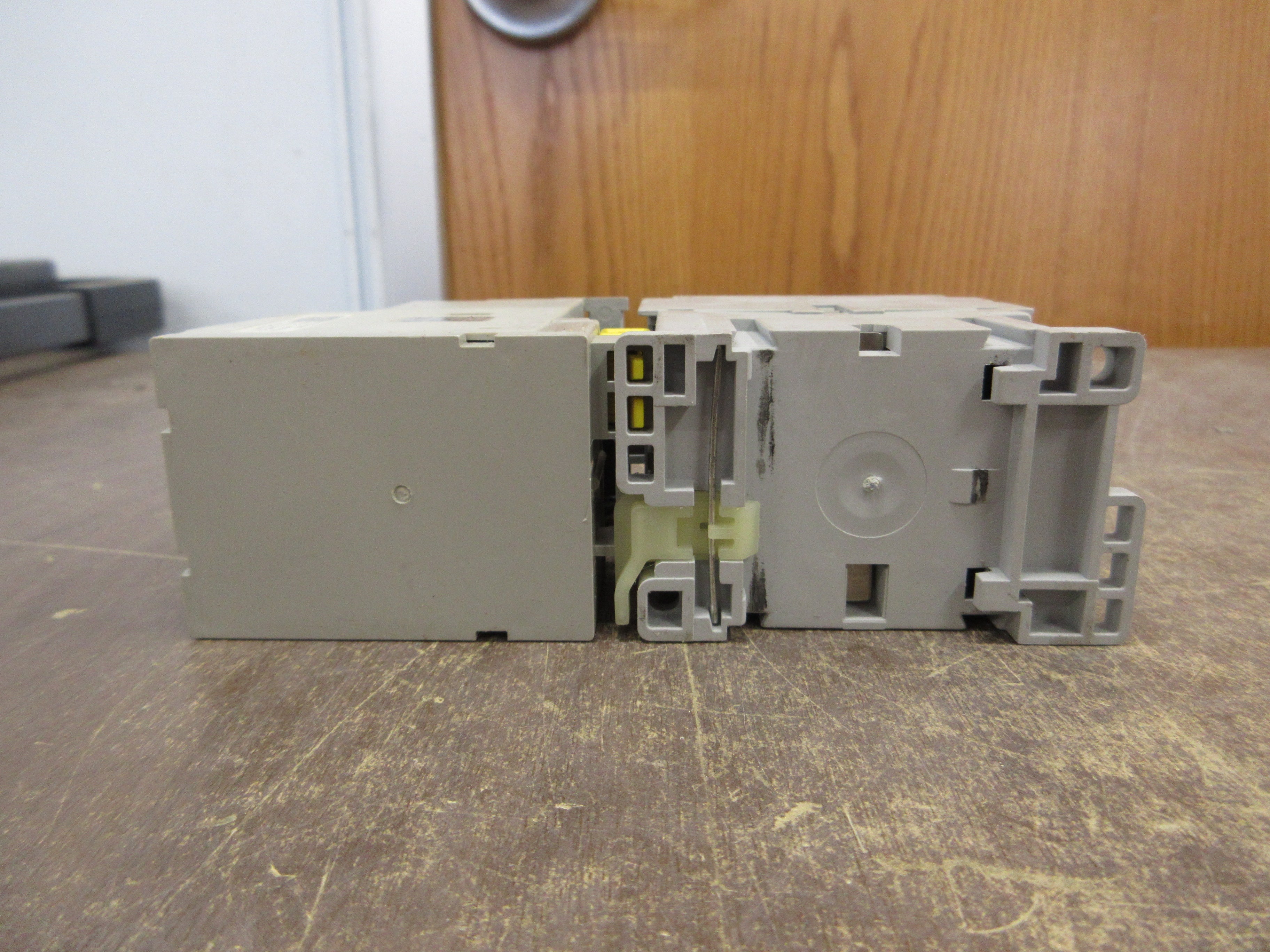 Allen-Bradley Starter 100-C16*00 / 193-EECB 120V Coil Trip: 1.0-5.0A Used
