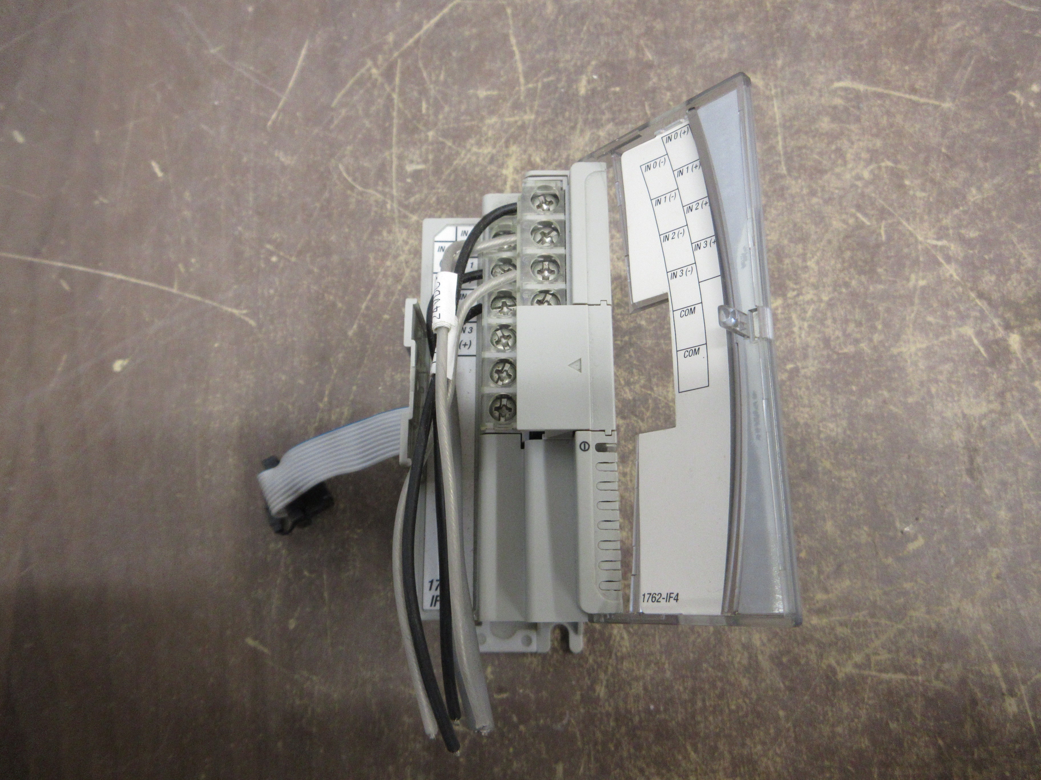 Allen-Bradley MicroLogix 1200 Analog Input Module 1762-IF4 Ser. A Rev. B Used