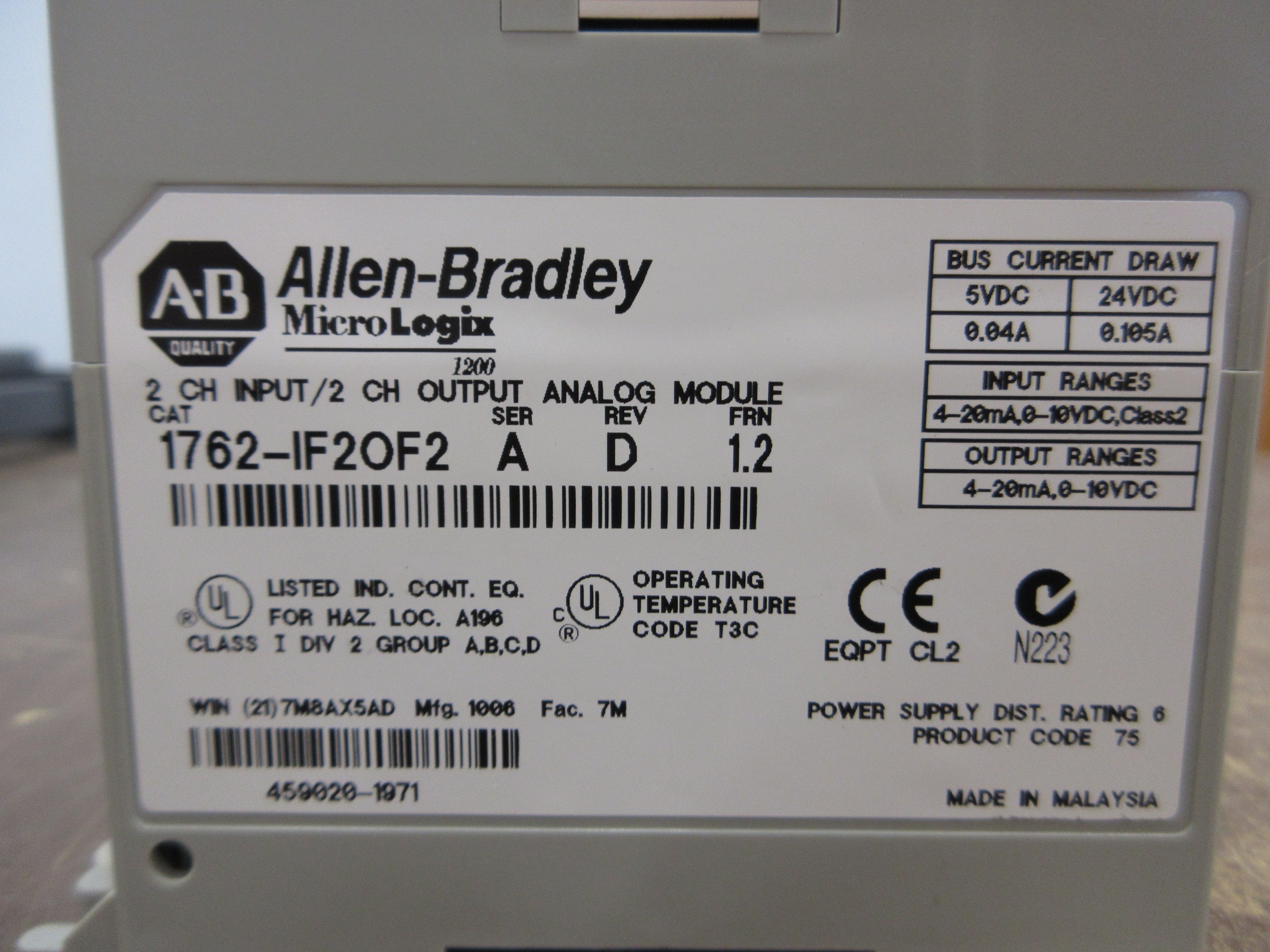 Allen-Bradley MicroLogix Analog I/O Module 1762-IF2OF2 Ser. A FRN: 1.2 Rev. D