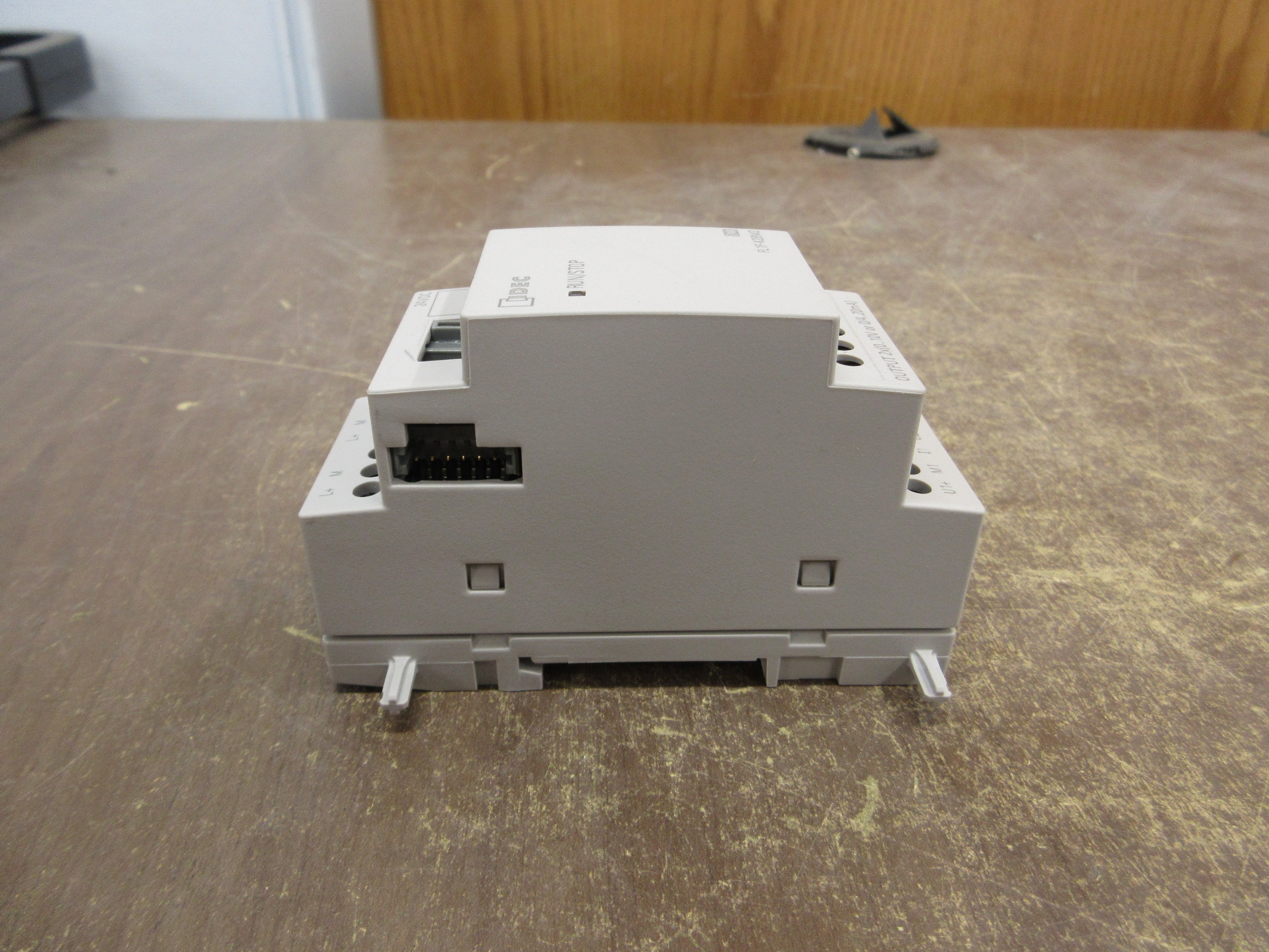 IDEC SmartRelay Analog Expansion Module FL1F-K2BM2 FS: 01 F/W: V1.08.01