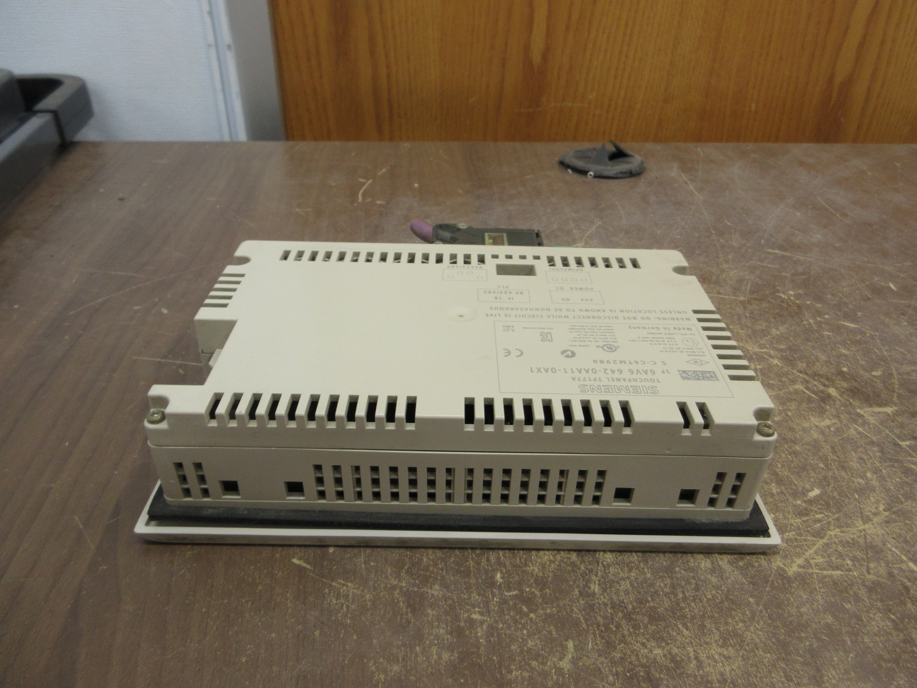Siemens Simatic TP177A Touch Panel 6AV6 642-0AA11-0AX1 24VDC Used