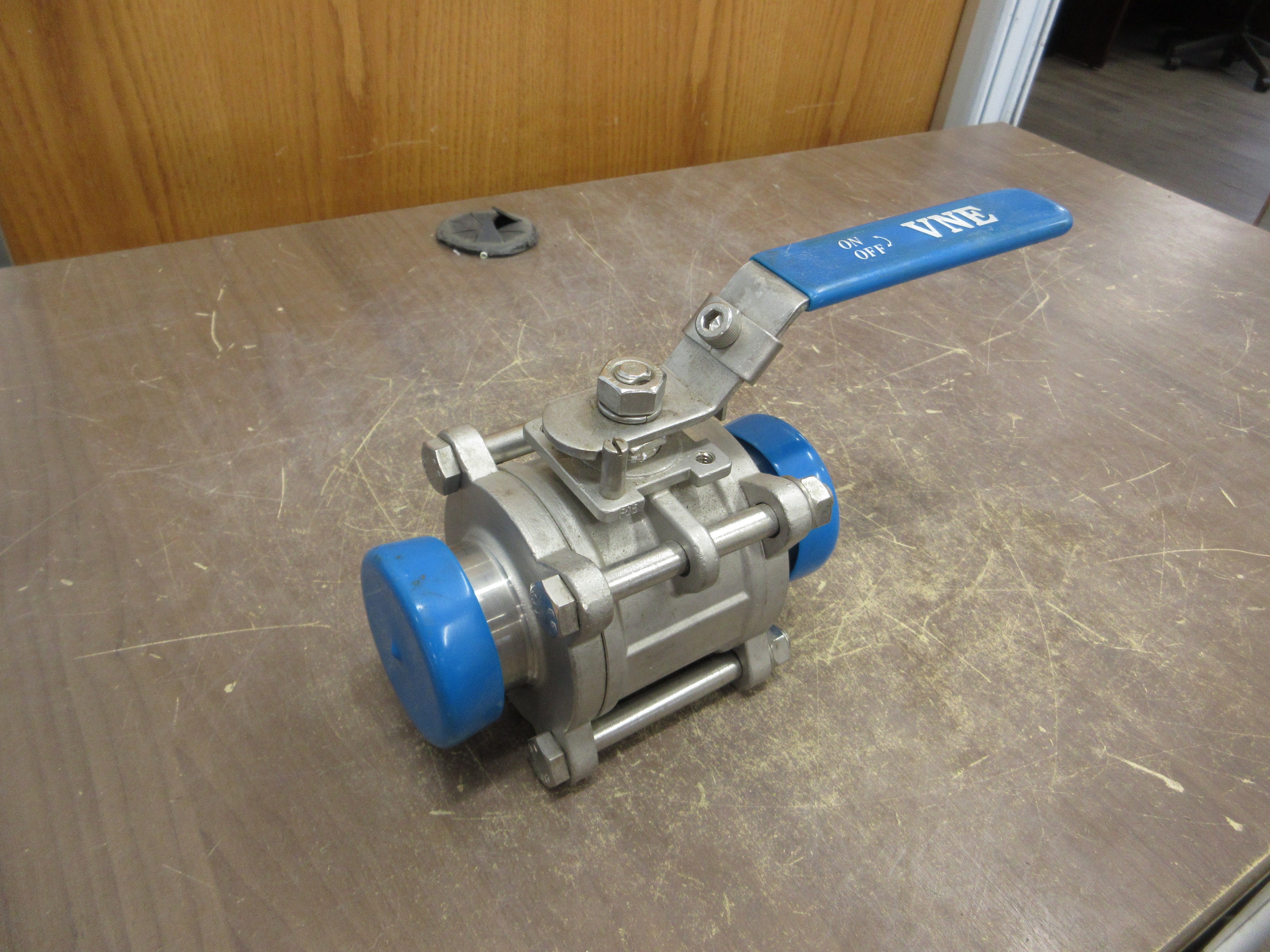 VNE Stainless Steel Valve 127GH 2" 1000 WOG *No Box* New Surplus