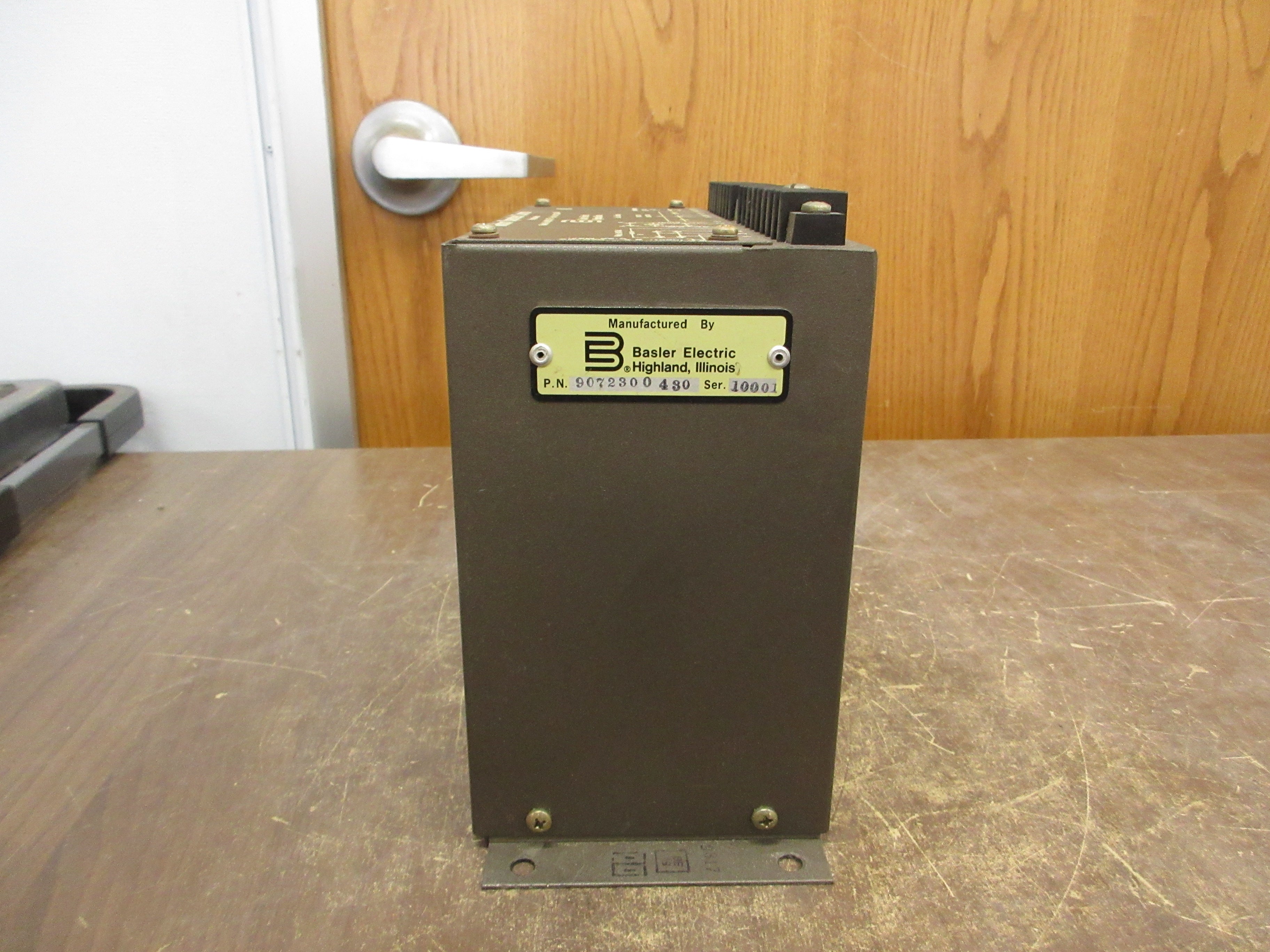 Basler Electric MOC2499 Motor Operated Control / Potentiometer 90 72300430 Used