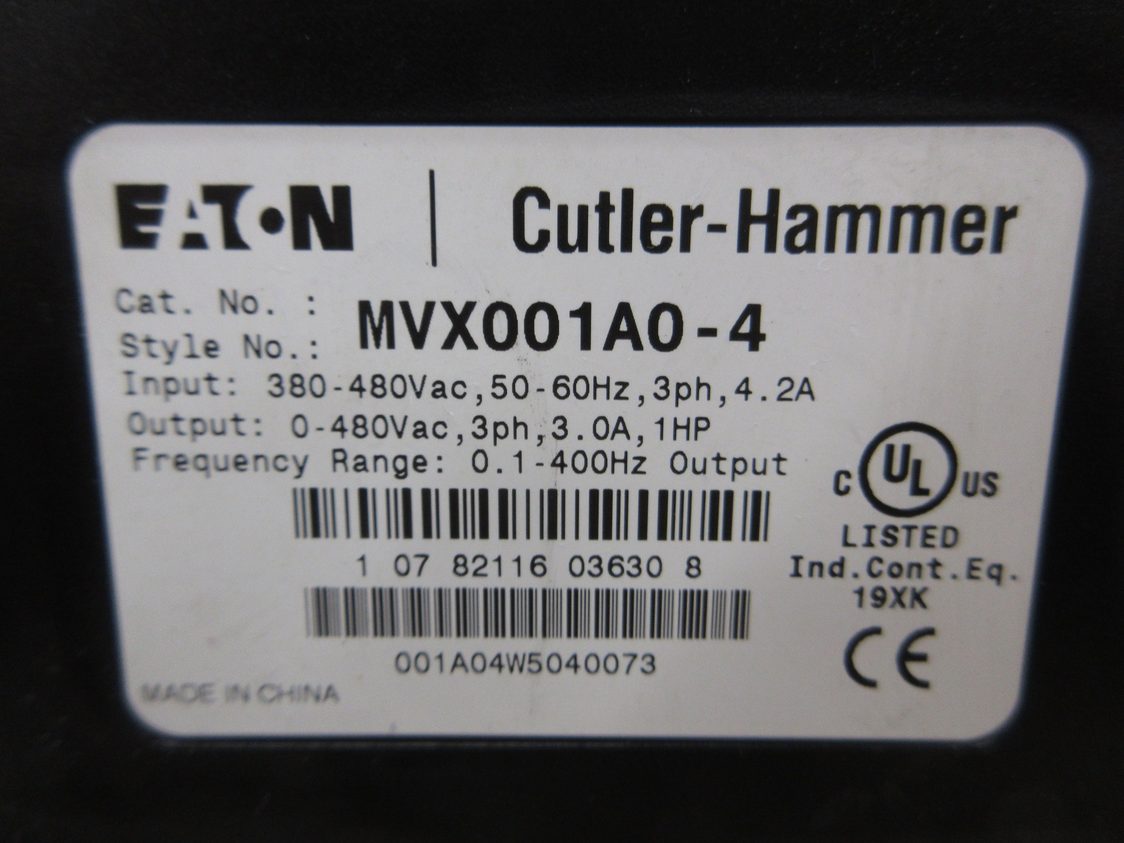 Eaton MVX9000 AC Drive MVX001A0-4 1HP 3Ph w/ Keypad Used