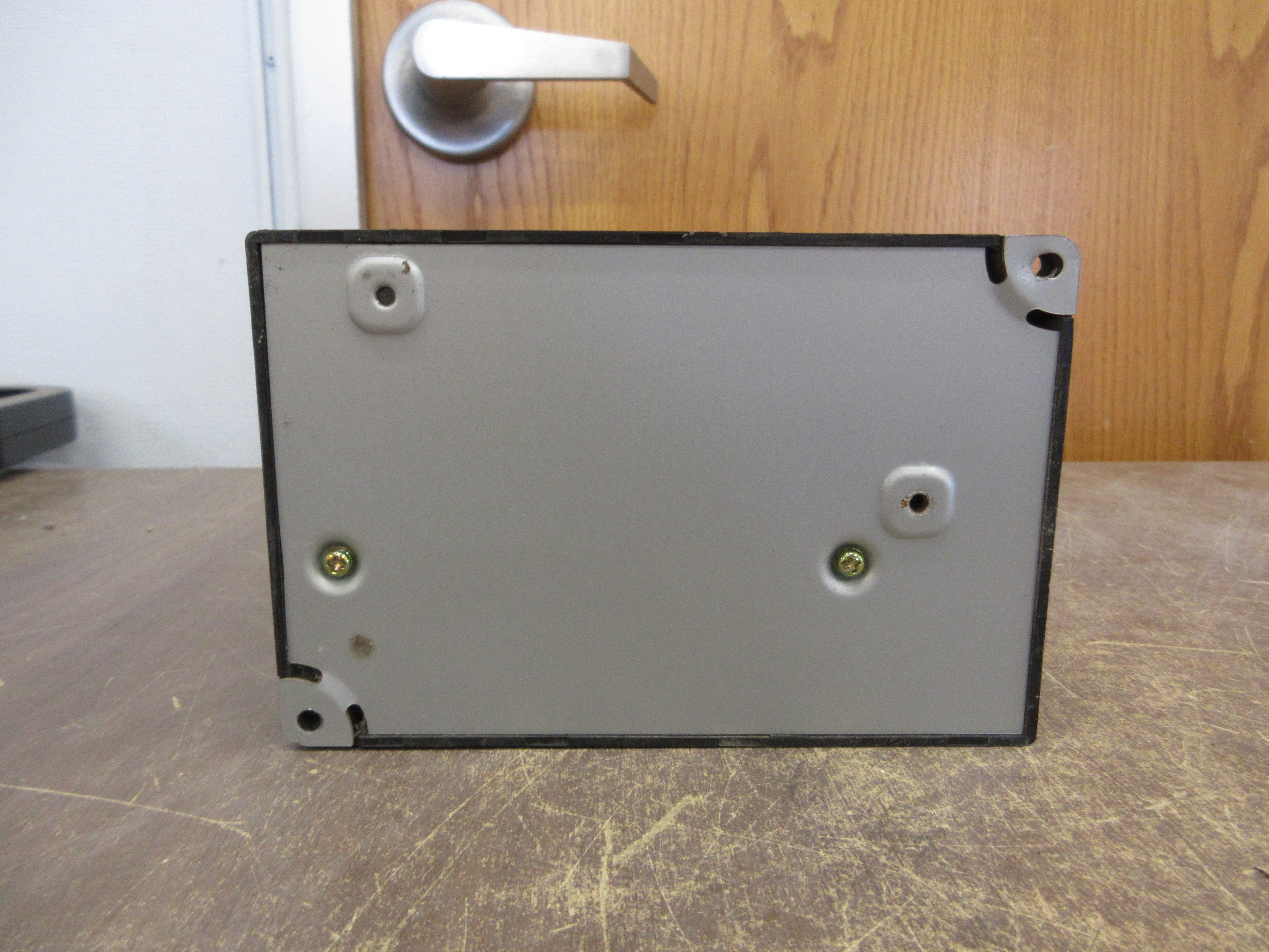 Eaton MVX9000 AC Drive MVX001A0-4 1HP 3Ph w/ Keypad Used