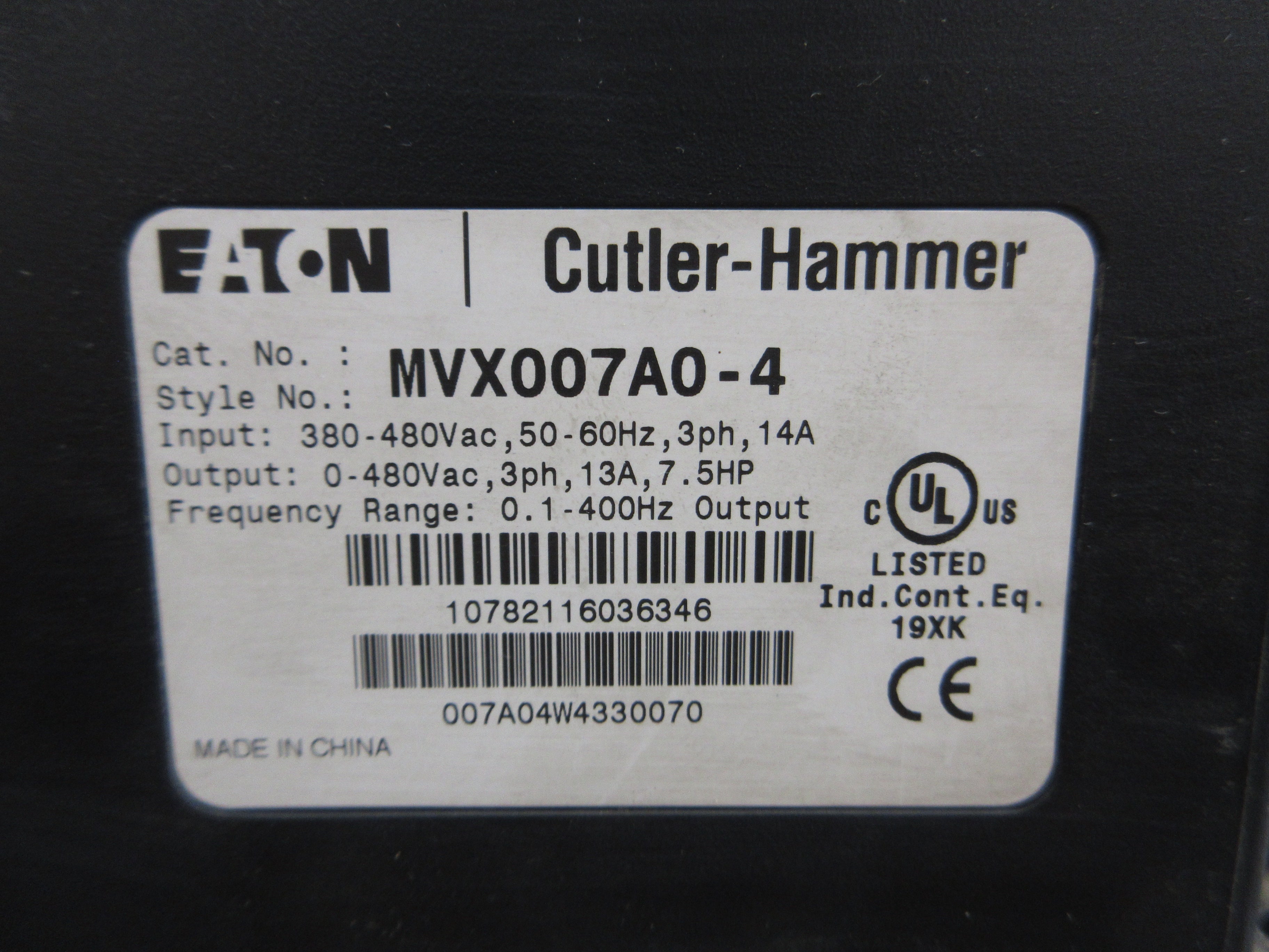 Eaton MVX9000 AC Drive MVX007A0-4 7.5HP 3Ph w/ Keypad Used