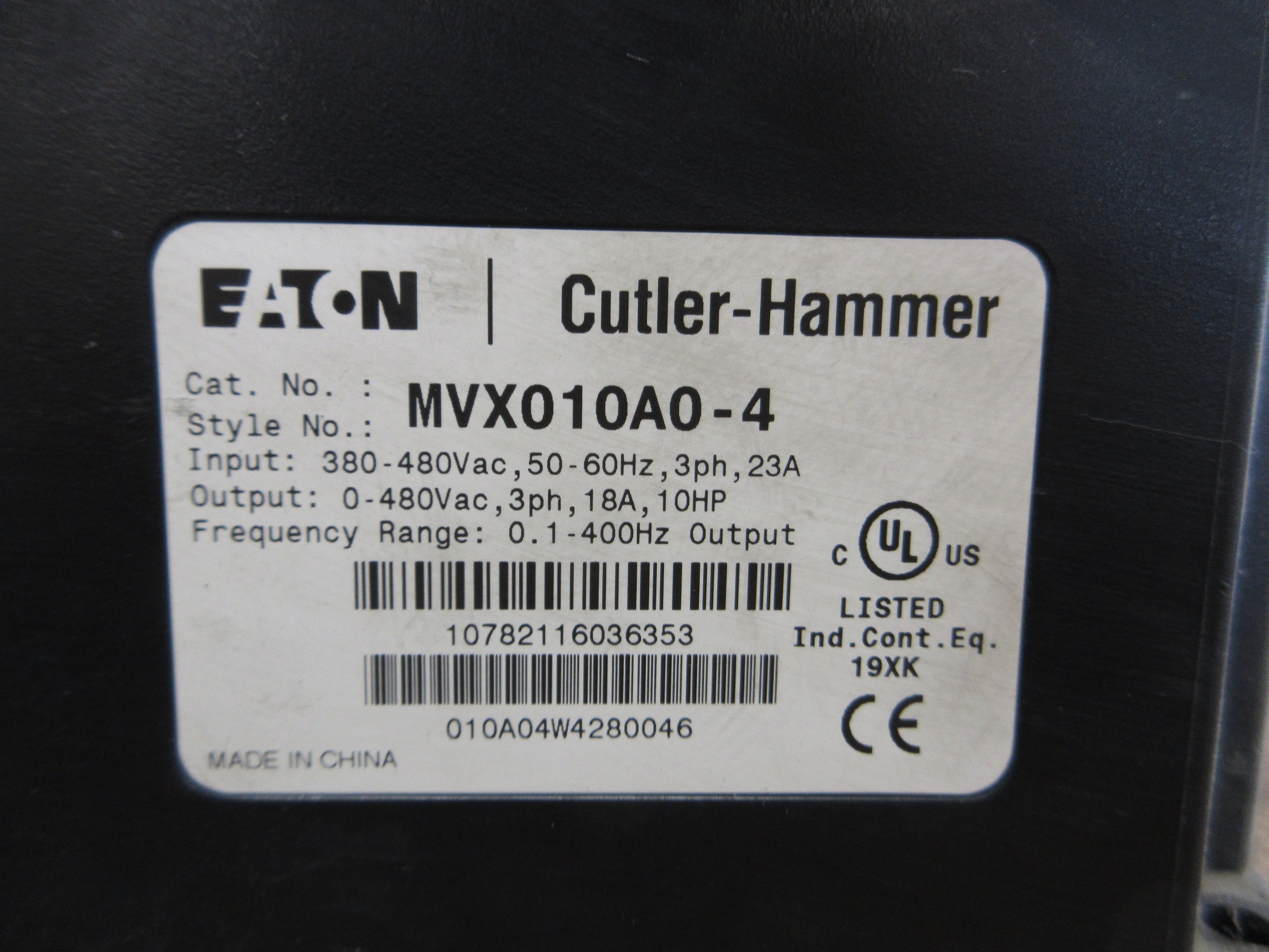 Eaton MVX9000 AC Drive MVX010A0-4 10HP 3Ph w/ Keypad Used