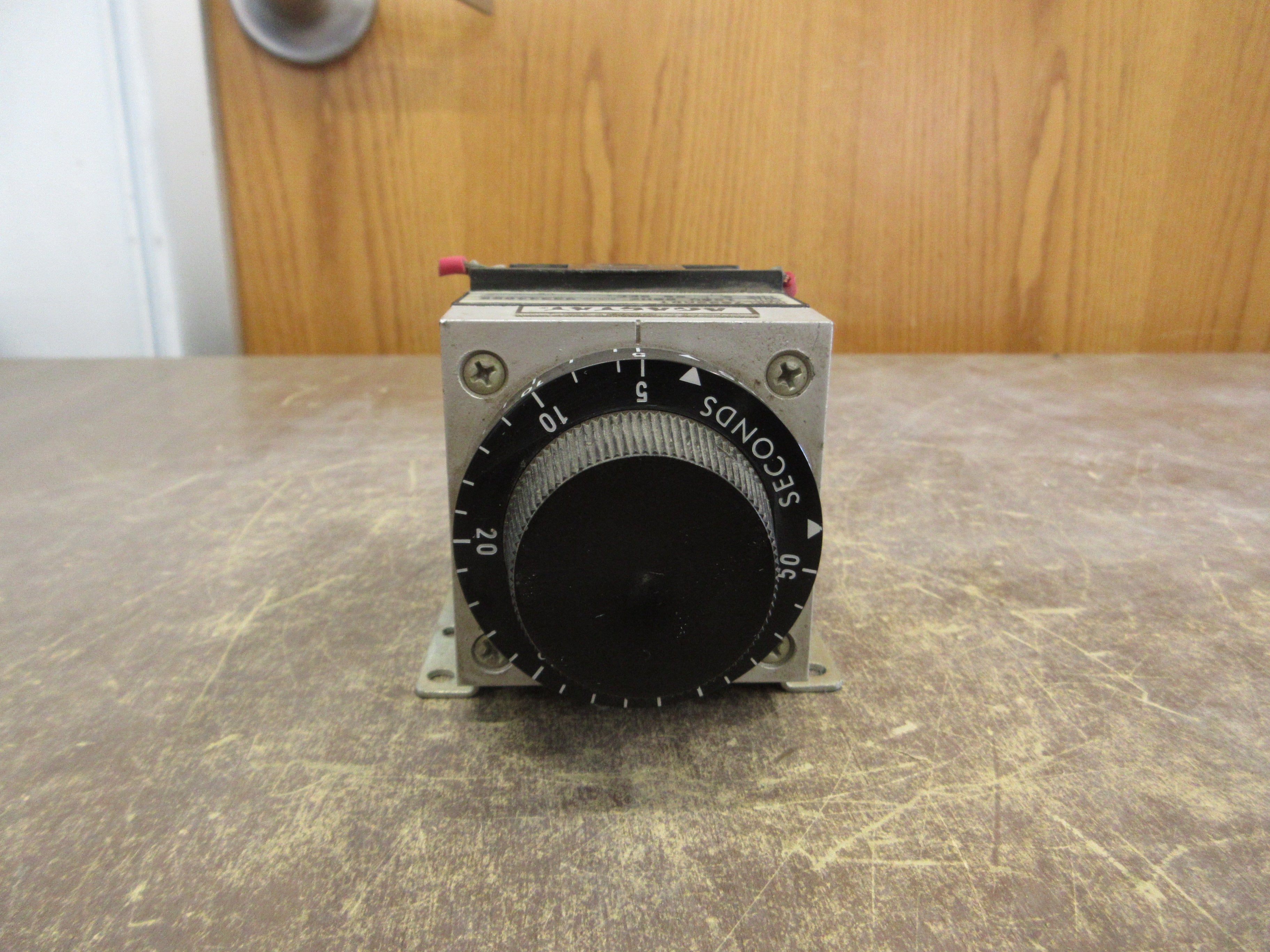 Agastat Timer 7022ADT 120V Coil Time: 5-50 Sec. Used