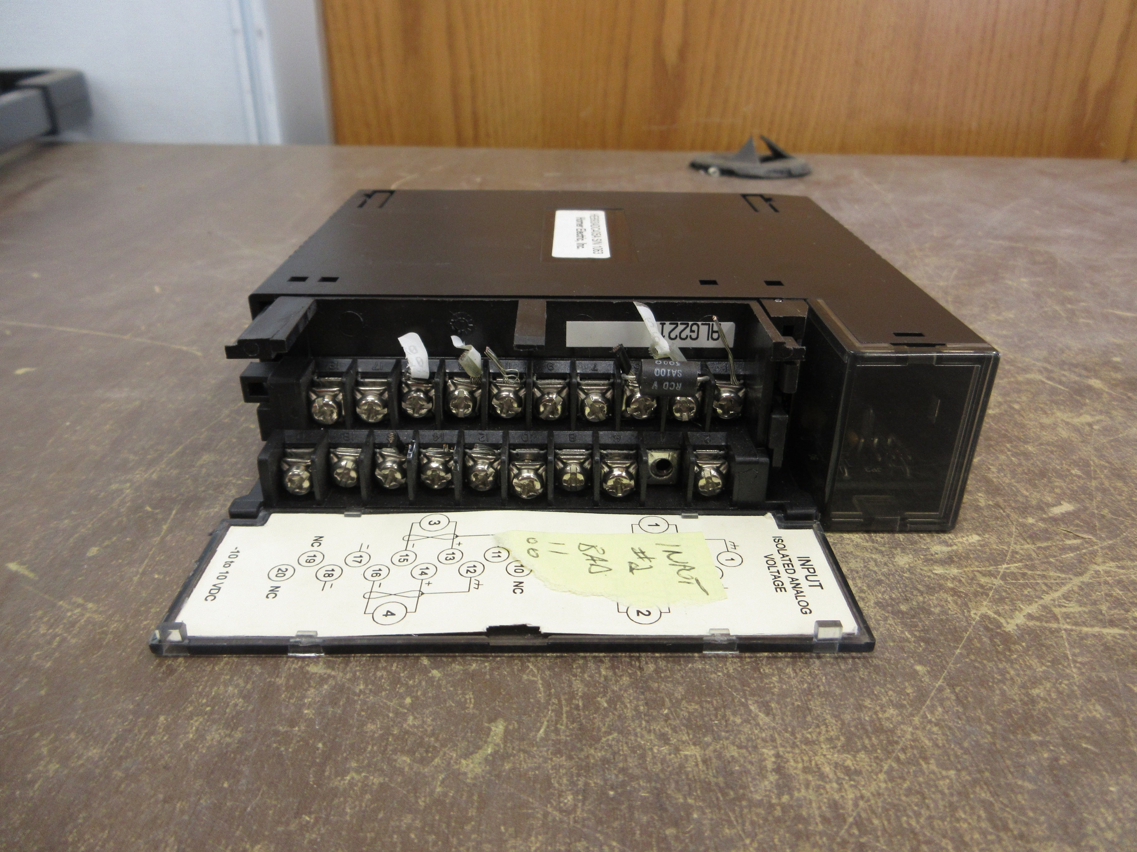 Horner Electric Isolated Analog Input Module HE693ADC405A Used