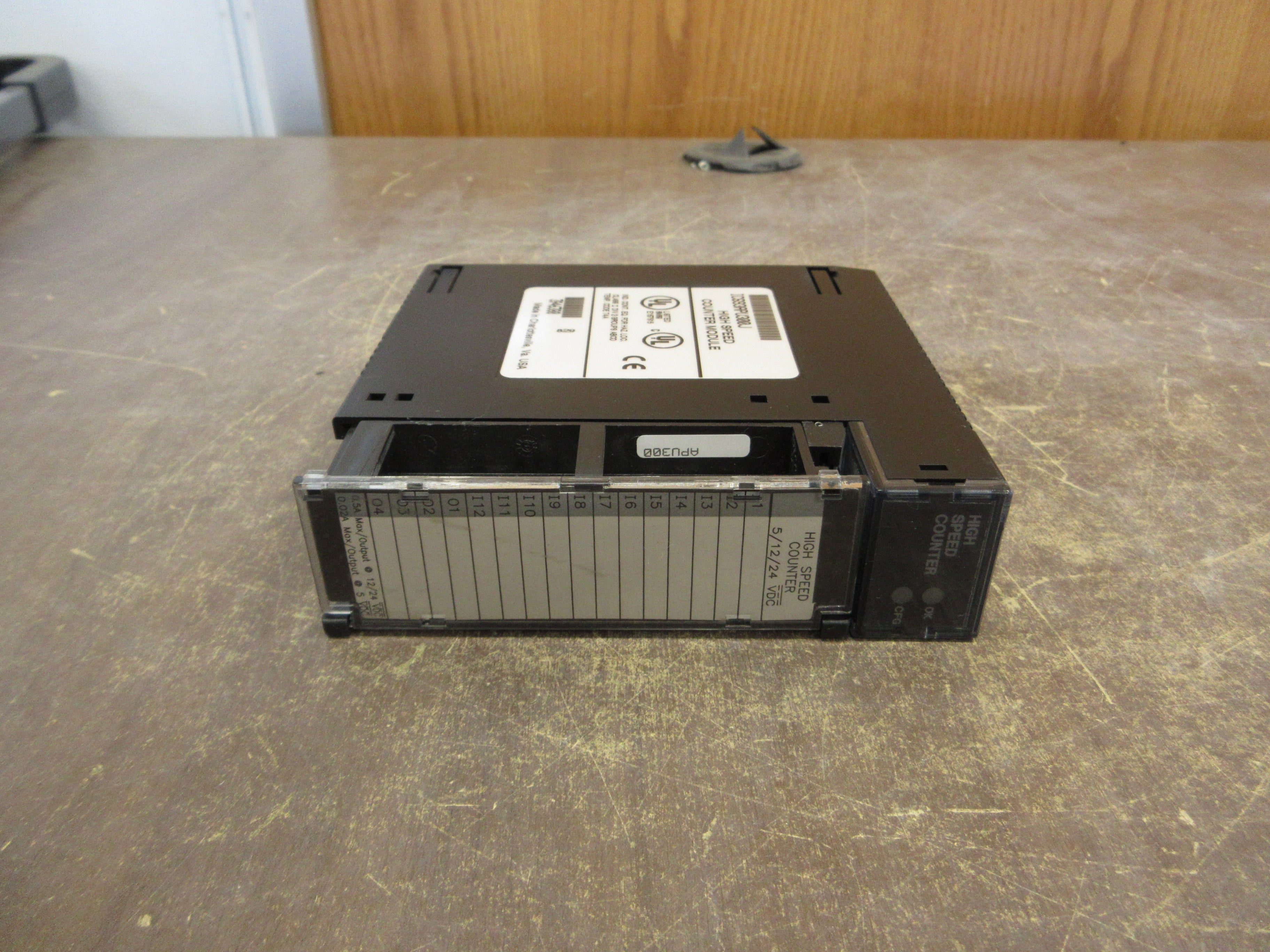 GE Fanuc High Speed Counter Module IC693APU300J Used