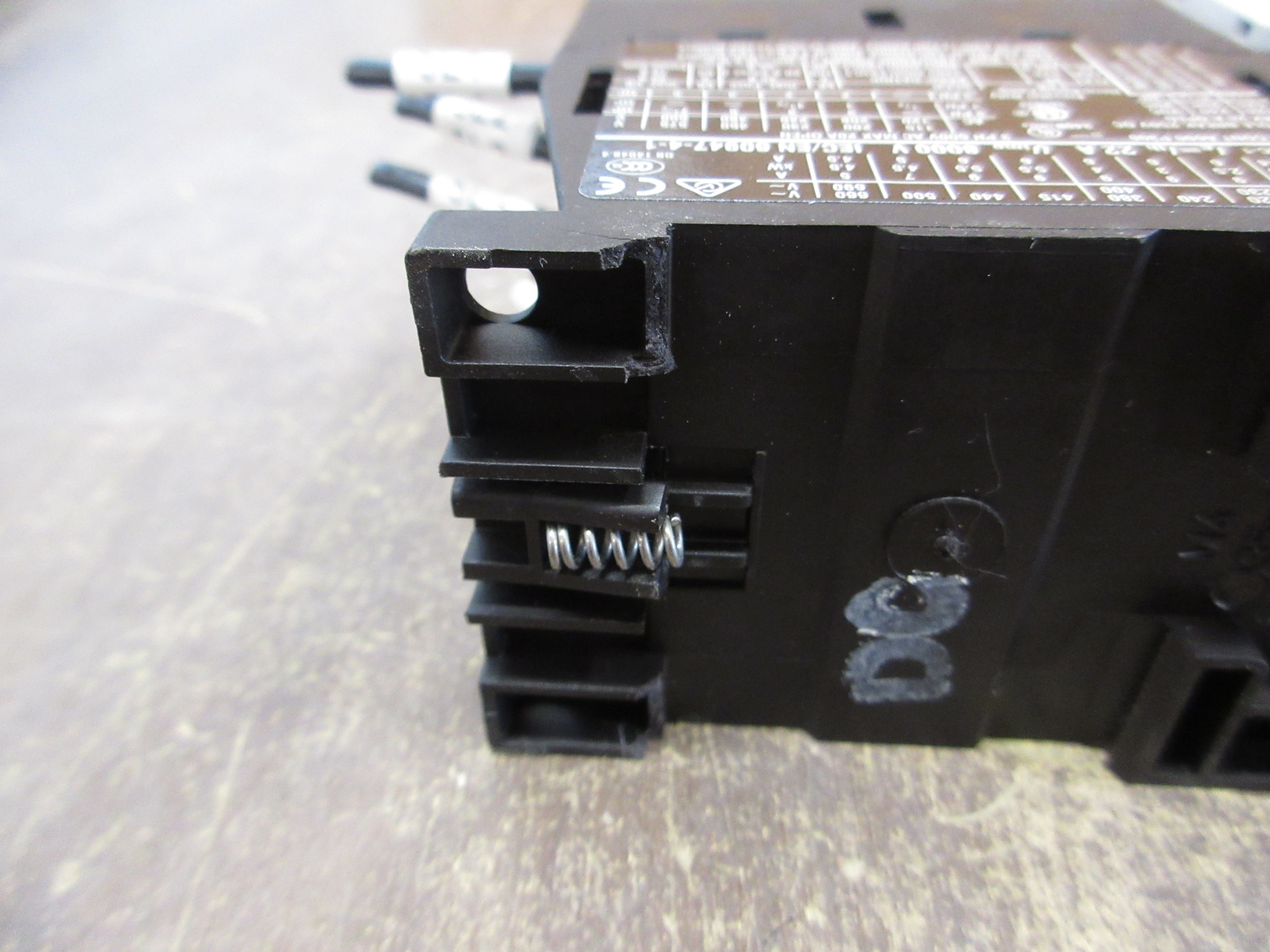 Eaton Starter DIL M9-10 XTCE009B10 / ZB12-6 XTOB006BC1 120V Coil Trip: 4-6A Used