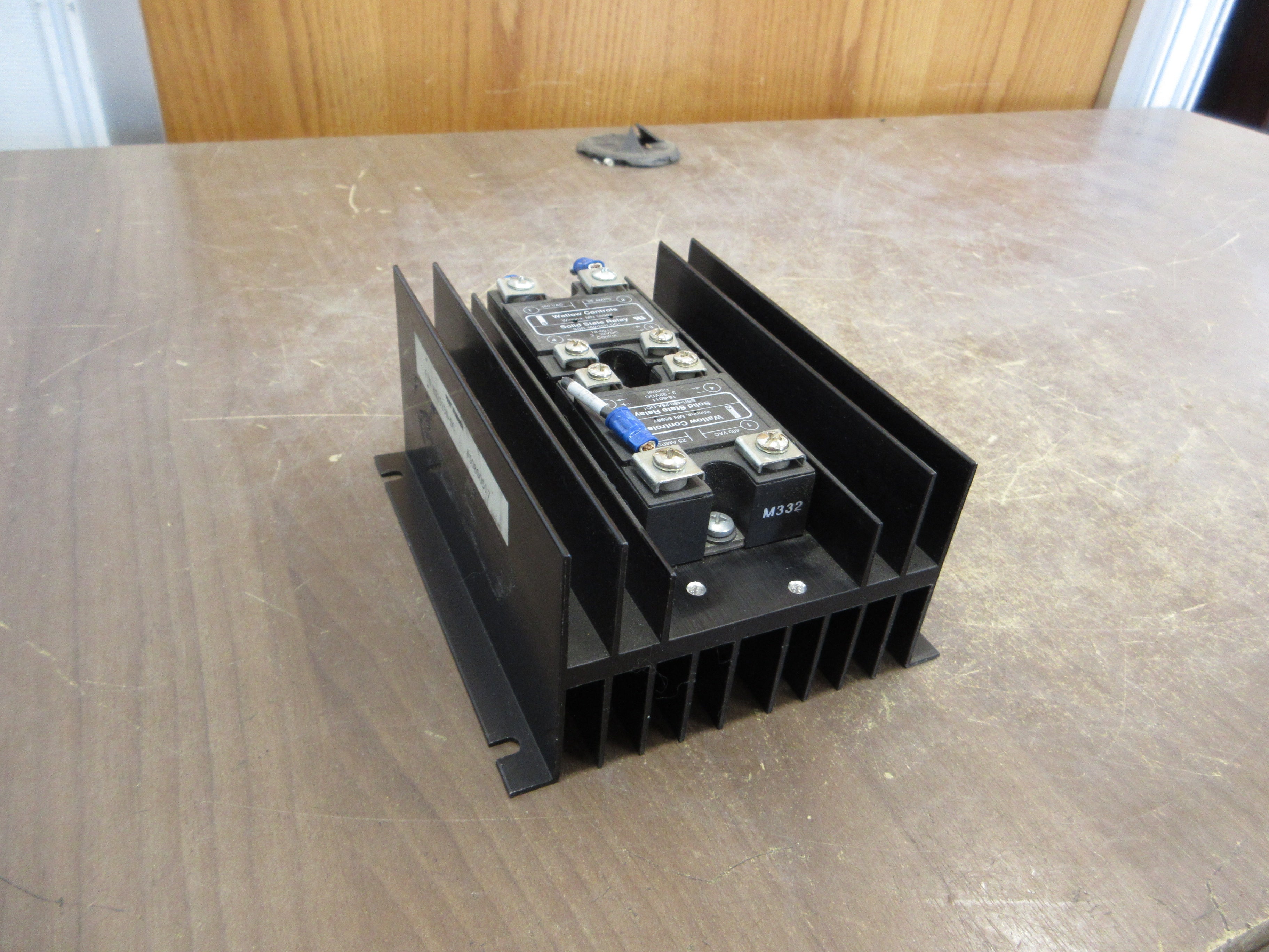 Watlow Dual Solid State Relay HS2525H-DC 480V 25A Control: 3-32VDC Used