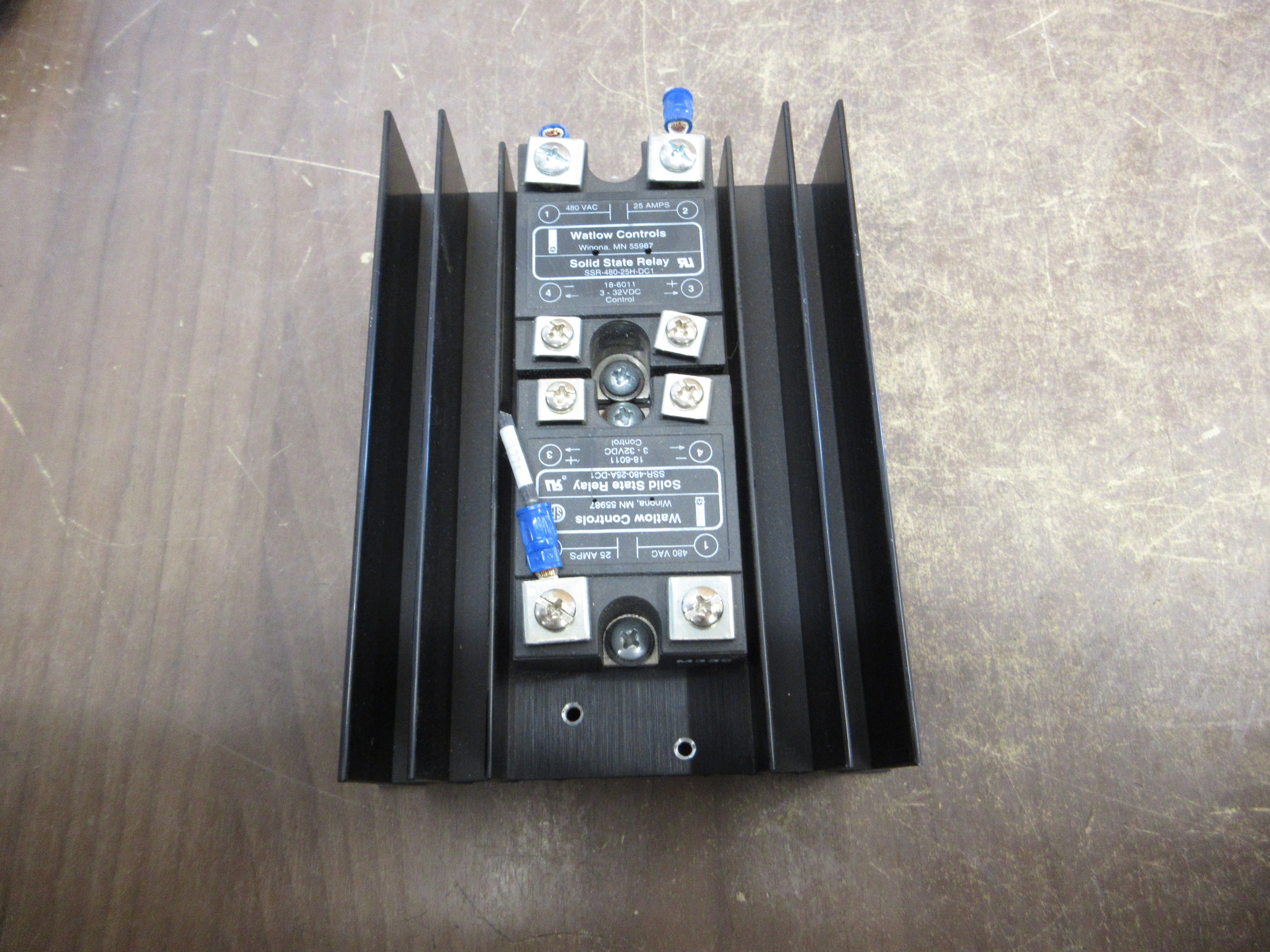Watlow Dual Solid State Relay HS2525H-DC 480V 25A Control: 3-32VDC Used