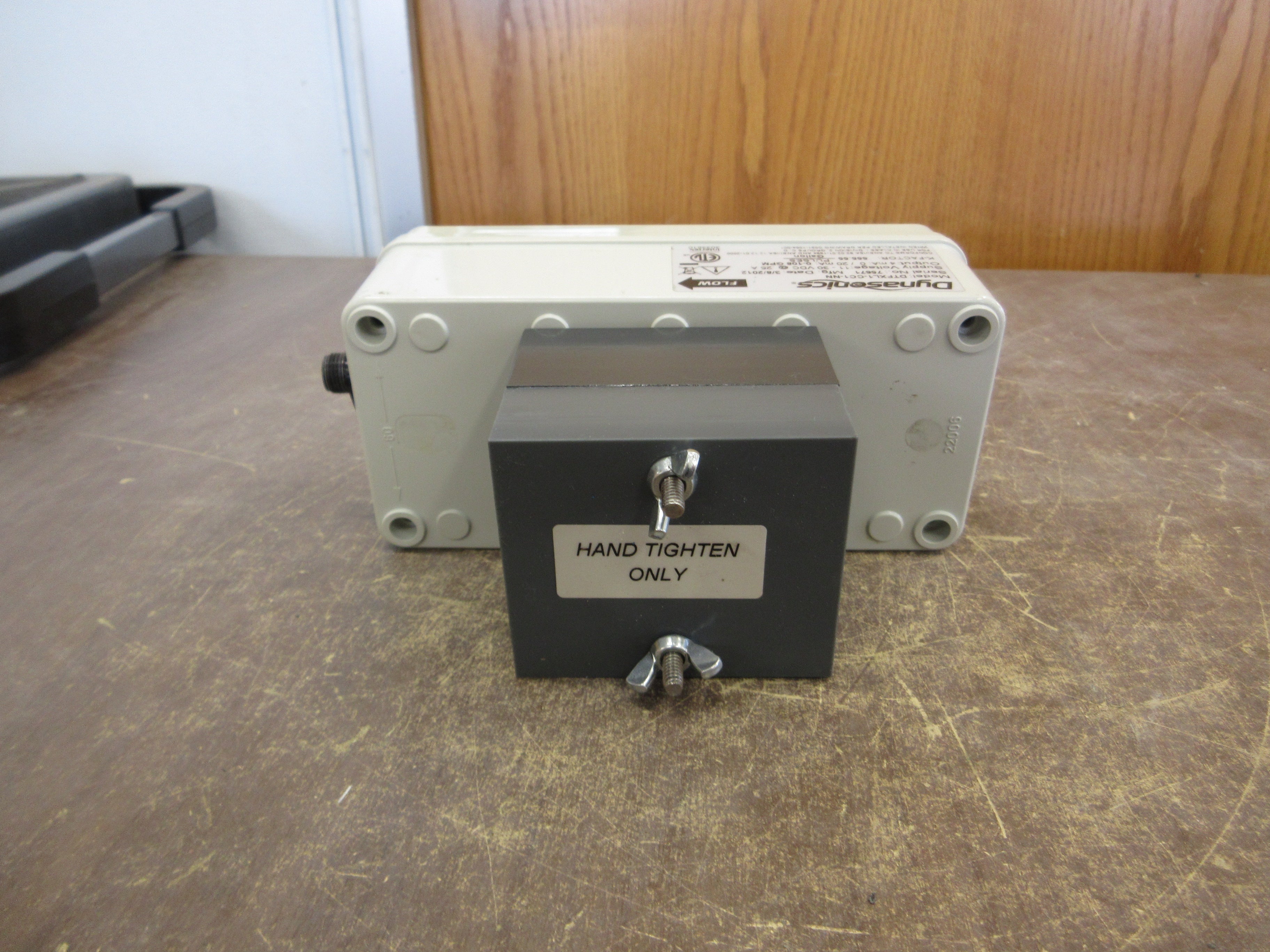 Dynasonics Ultrasonic Flowmeter DTFXL1-CC1-NN 11-30VDC Used