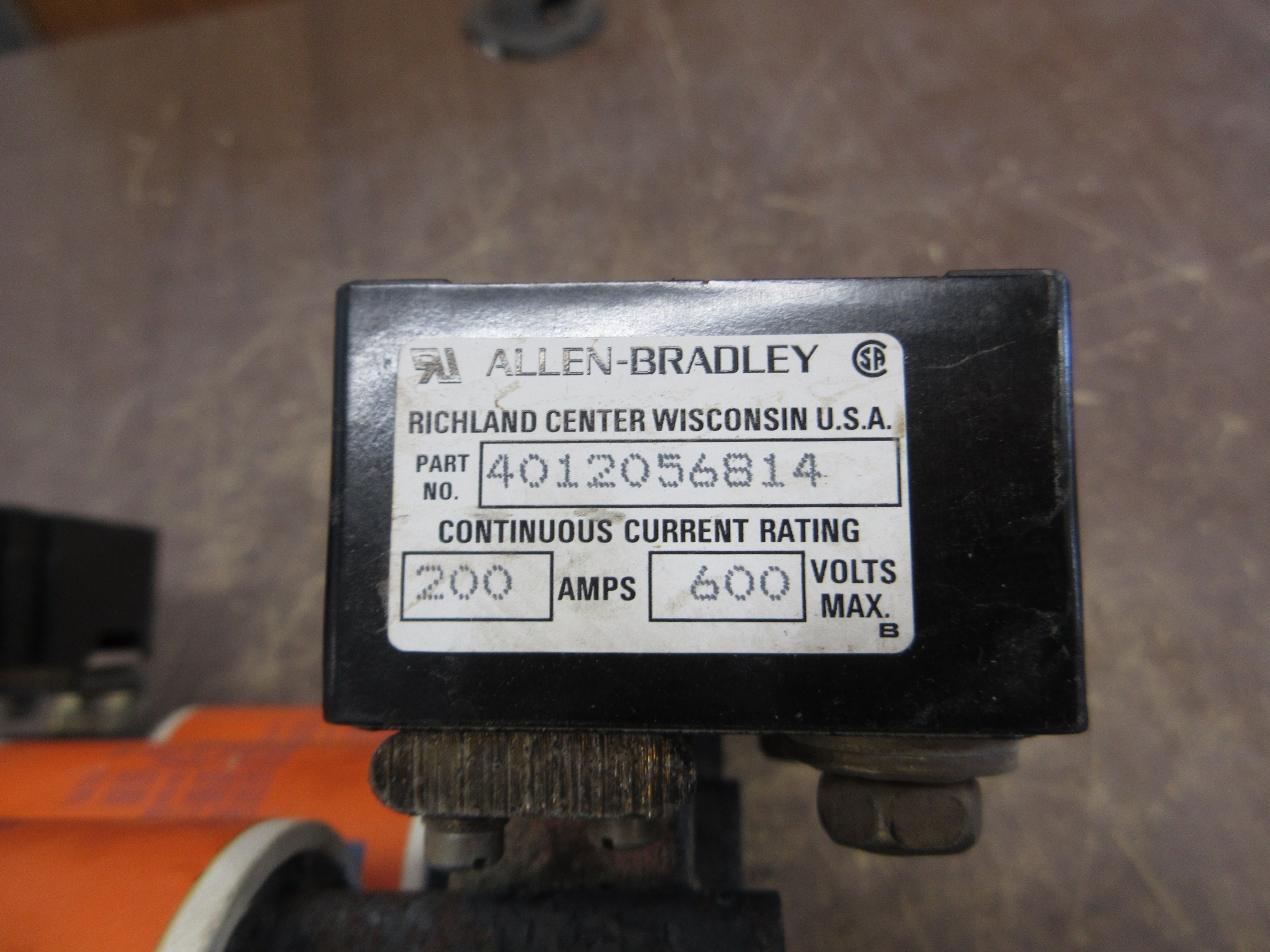 Allen-Bradley Fuseholder w/ Fuses 4012056814 200A 600V 3P w/ (3) 400A Fuses Used