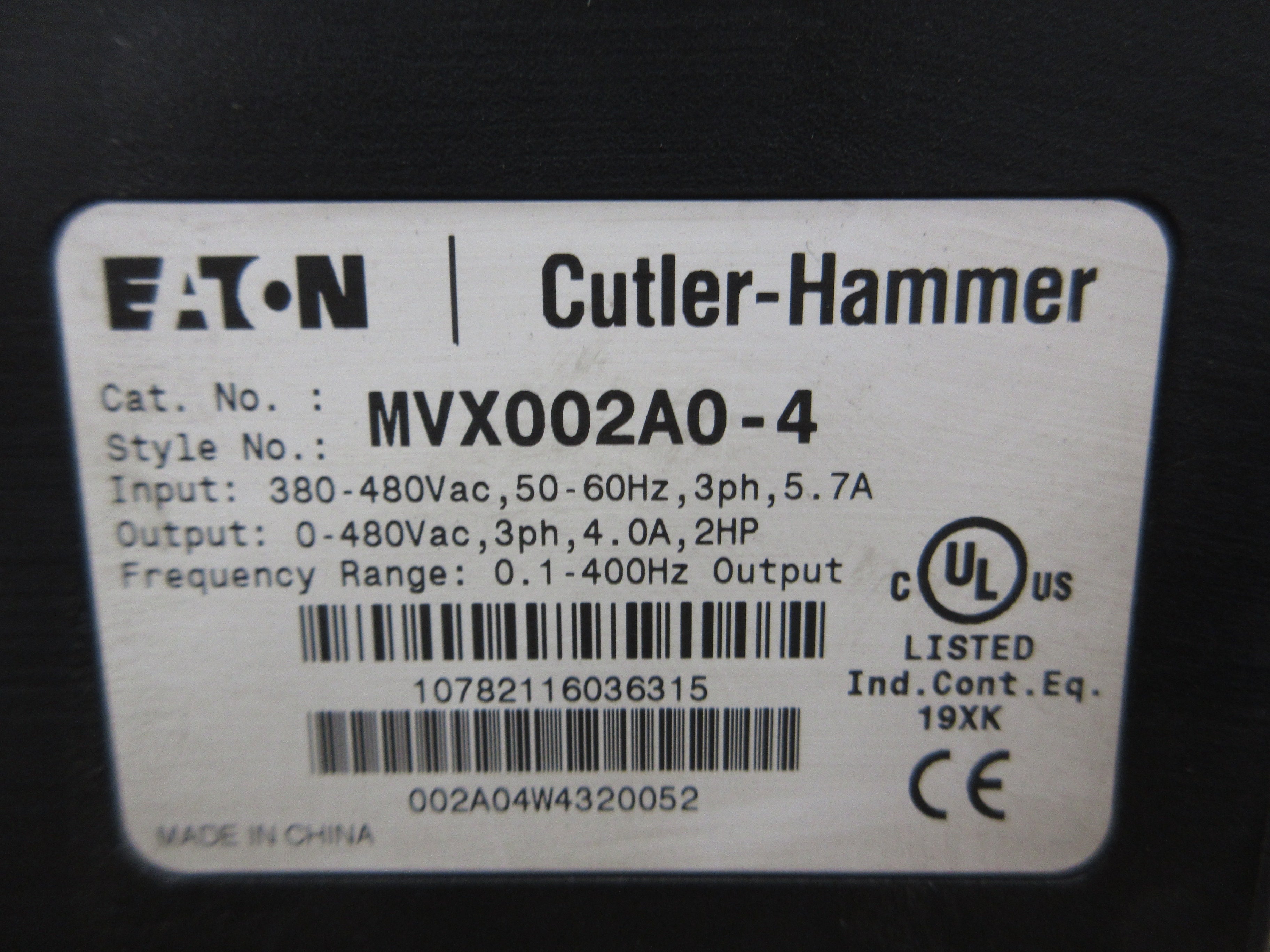 Eaton MVX9000 AC Drive MVX002A0-4 2HP 3Ph w/ Keypad Used