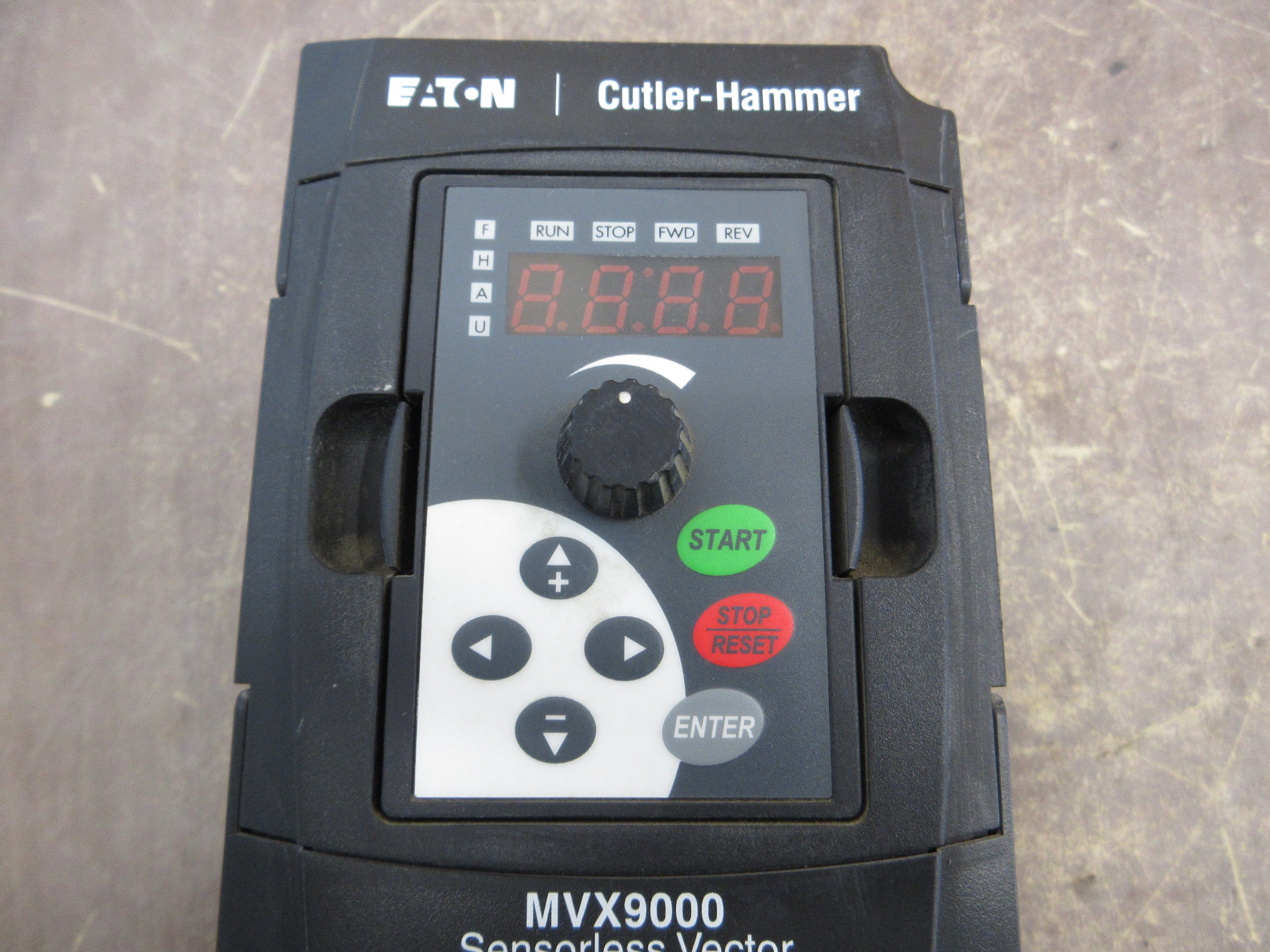 Eaton MVX9000 AC Drive MVX003A0-4 3HP 3Ph w/ Keypad Used