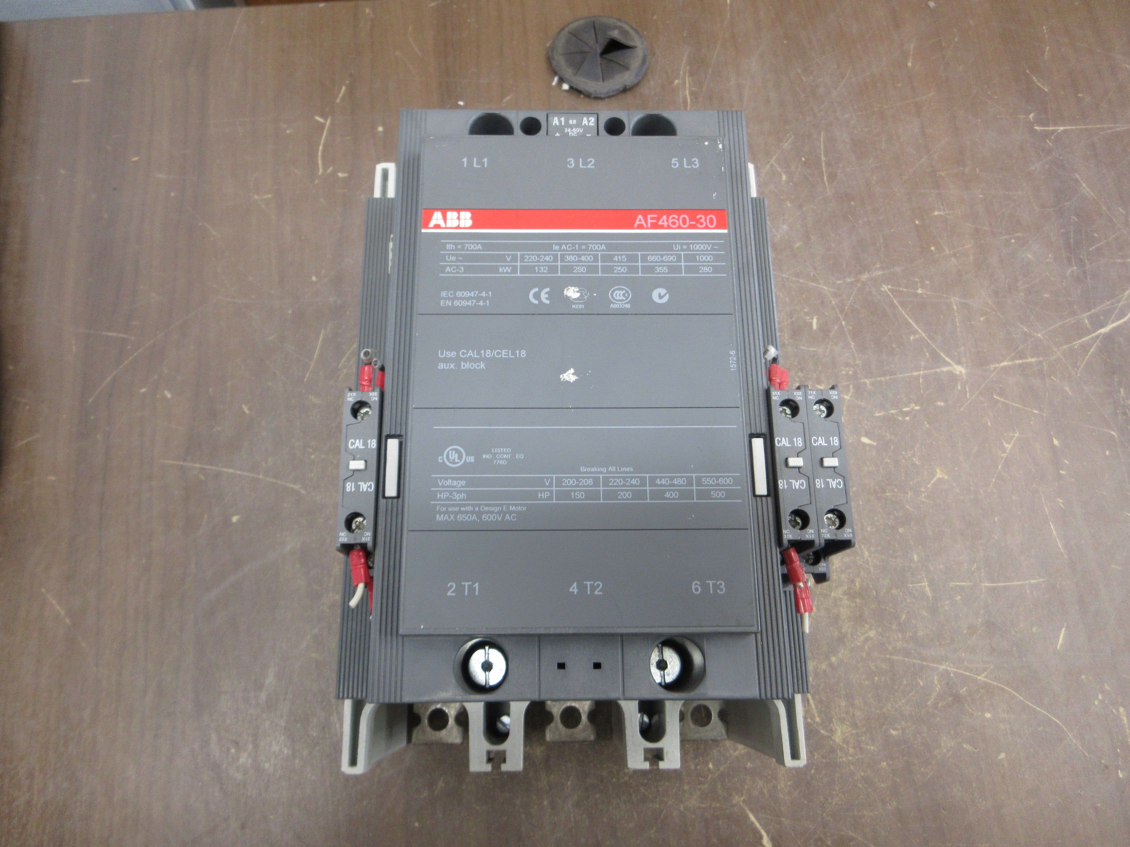 ABB Contactor AF460-30 24-60VDC Coil 650A 600V w/ (3) Aux Contacts Used