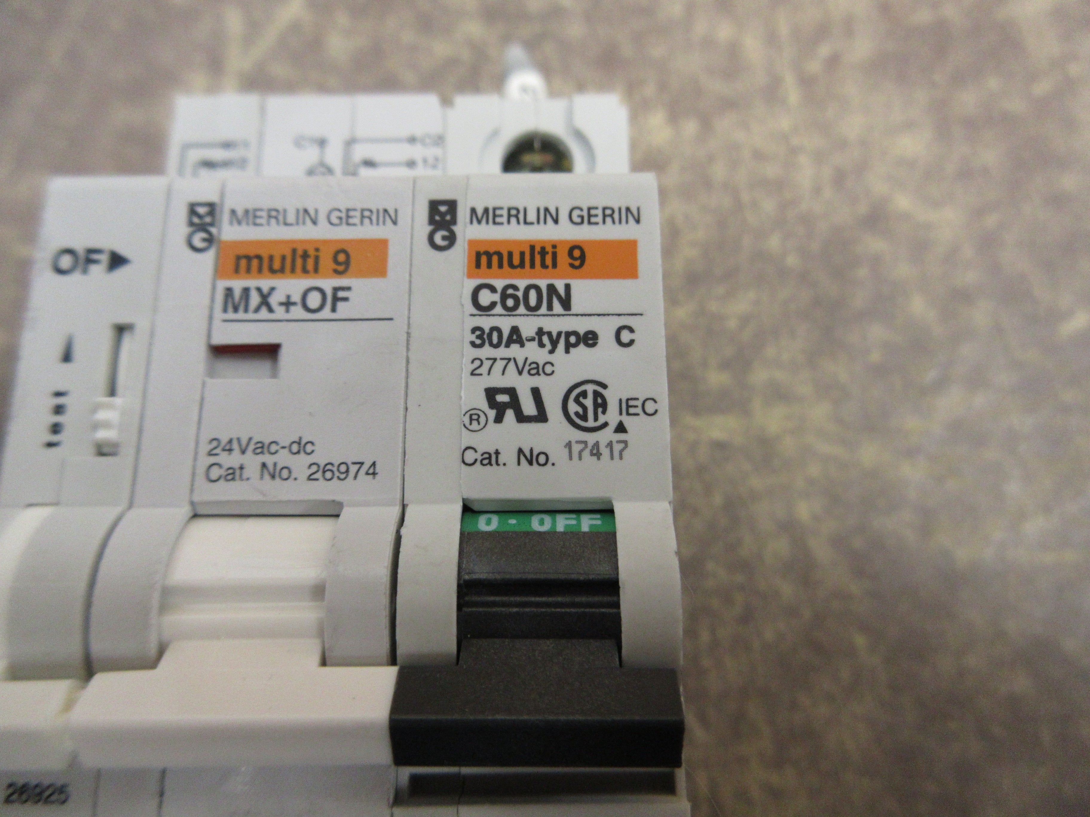 Merlin Gerin Multi 9 C60N Circuit Breaker 17417 30A 277V 1P w/ (2) Adder Poles