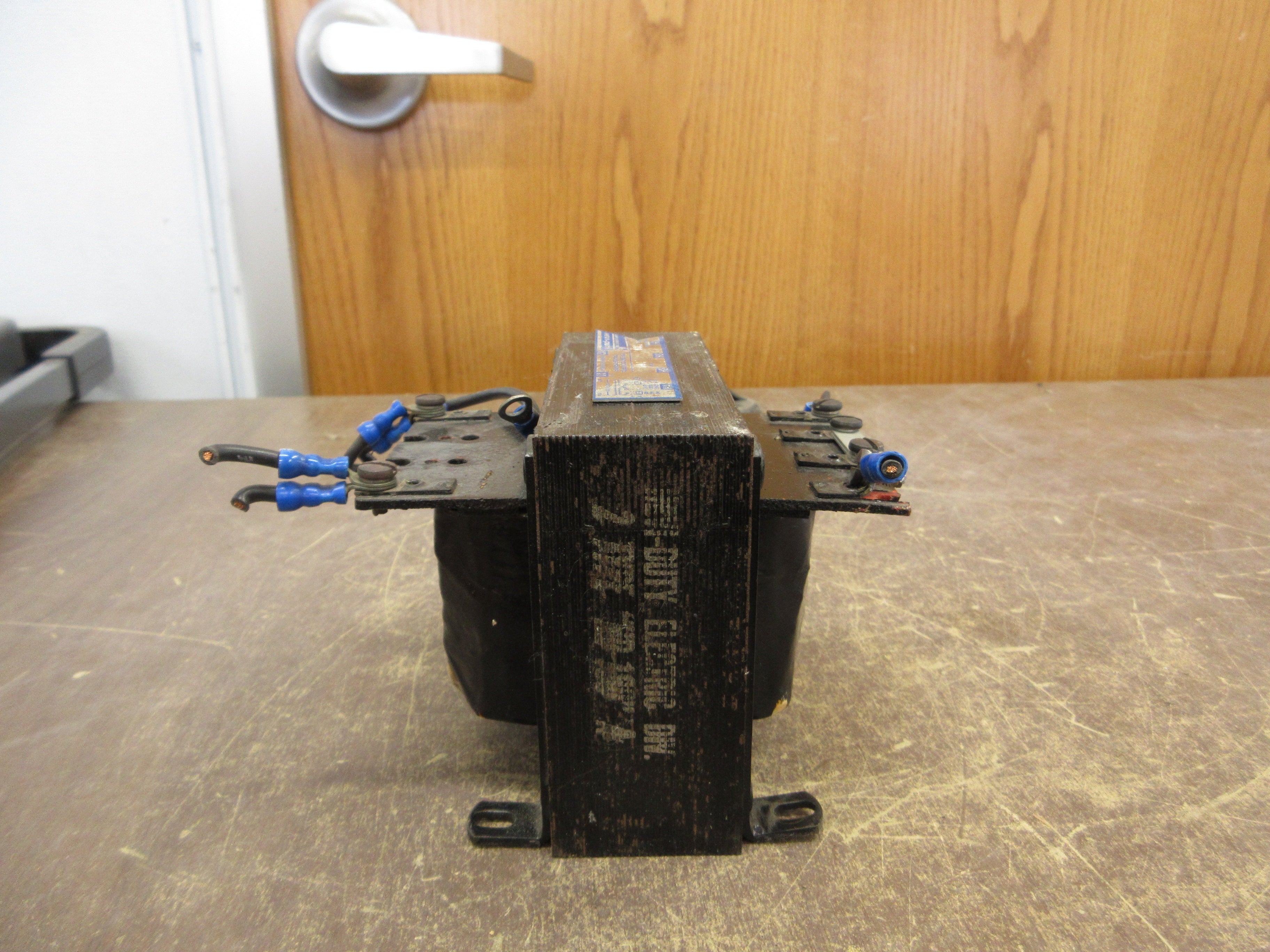 Hevi-Duty Type SMT Control Transformer T300 0.300kVA Pri: 240/480V Sec: 120V