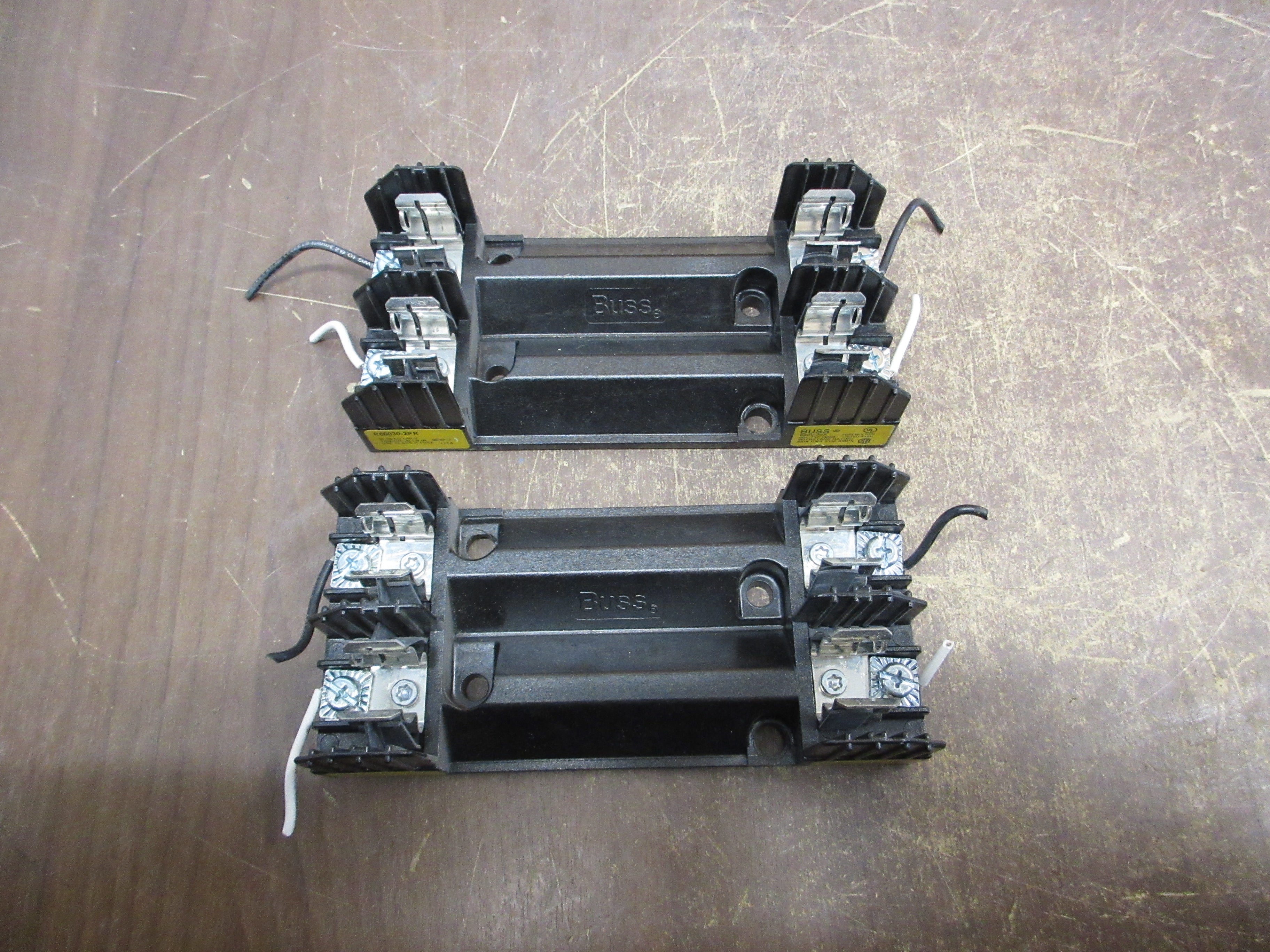 Buss Fuseholder R60030-2PR 30A 600V 2P *Lot of 2* Used