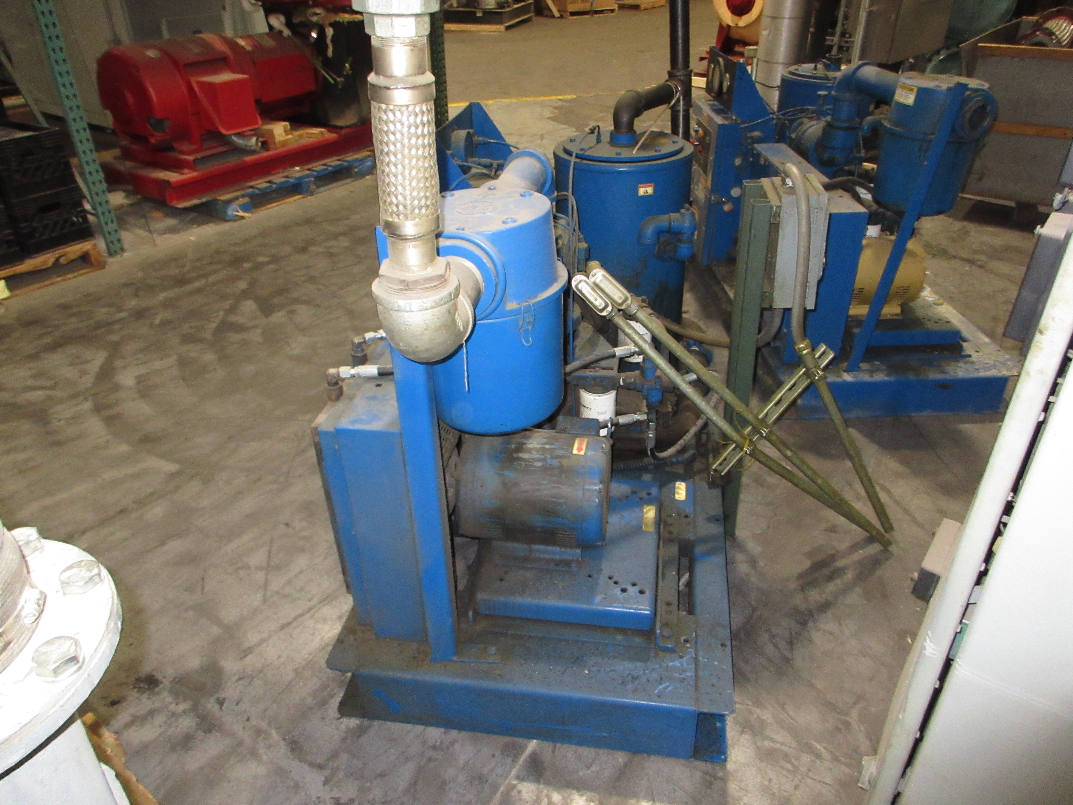 Quincy QSVB-15 Rotary Screw Vacuum Pump QSVB-1500017 15HP Weight: 980 LBS Used