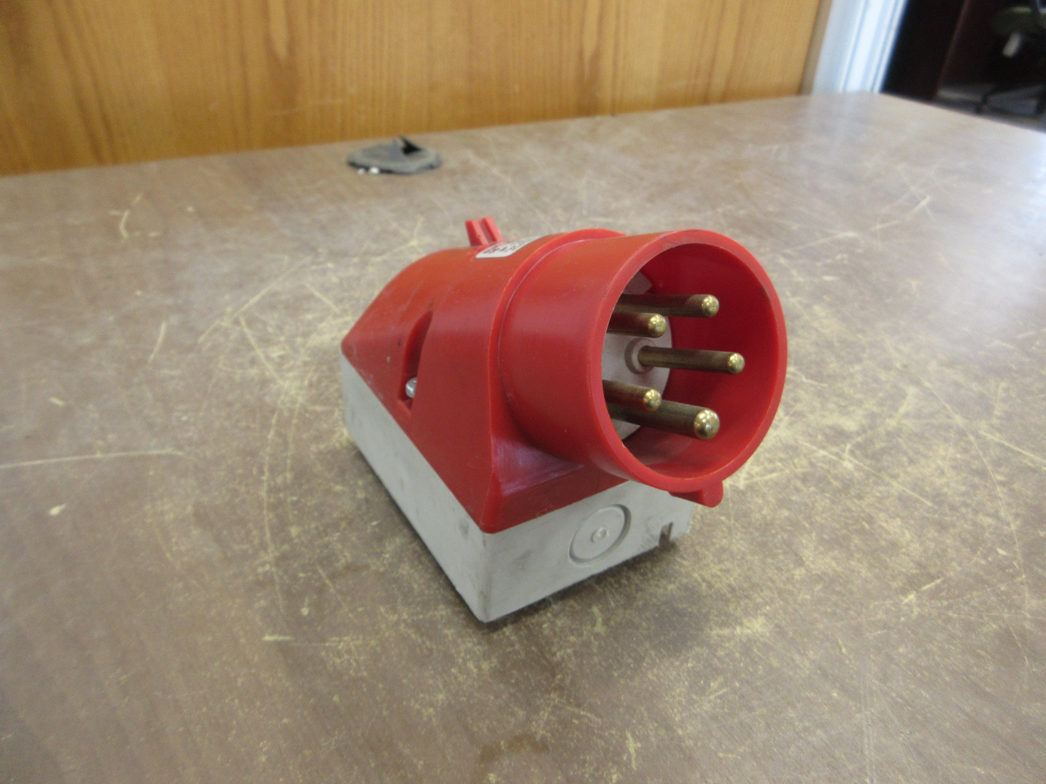 Bals CEE Norm Receptacle 2415 16A 240V 3P+N+C Used