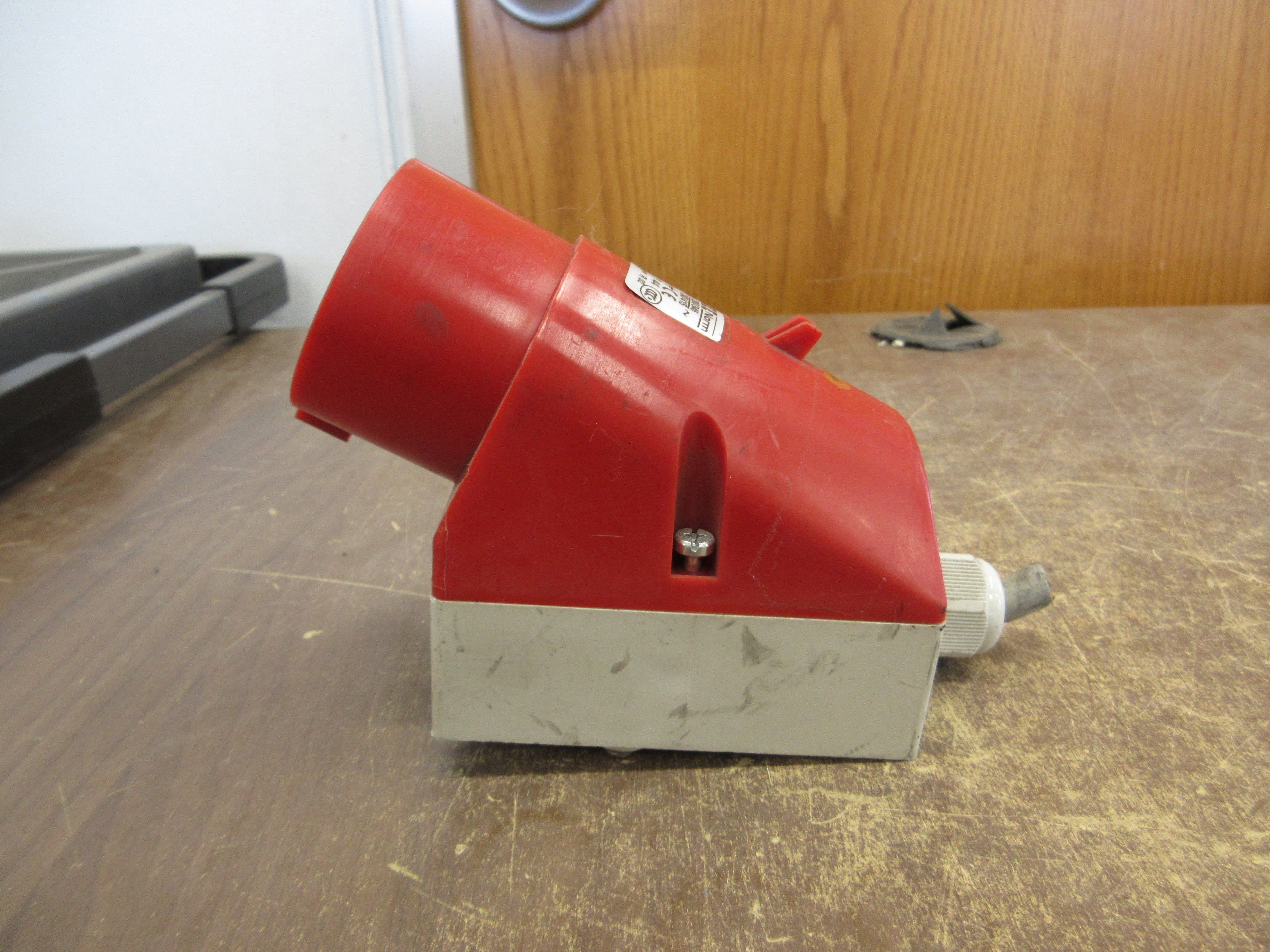 Bals CEE Norm Receptacle 2415 16A 240V 3P+N+C Used