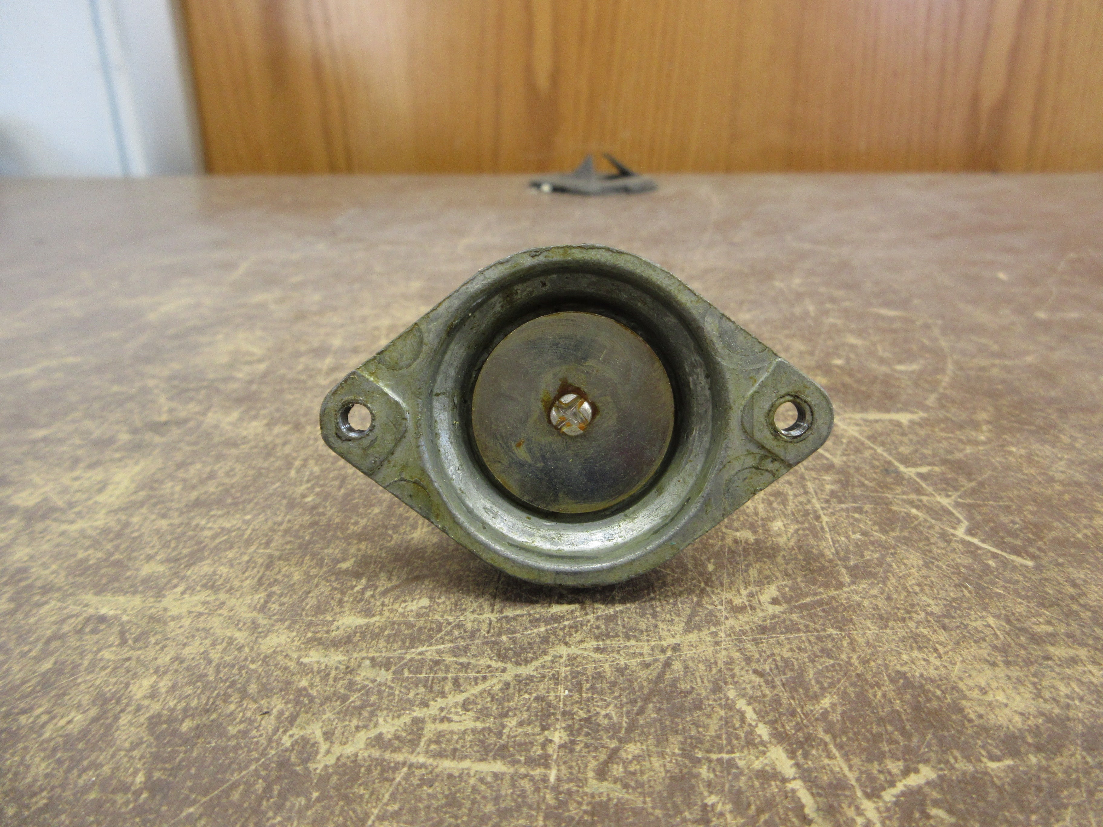 GE Oiltight Pushbutton CR2940WA200YA New Surplus