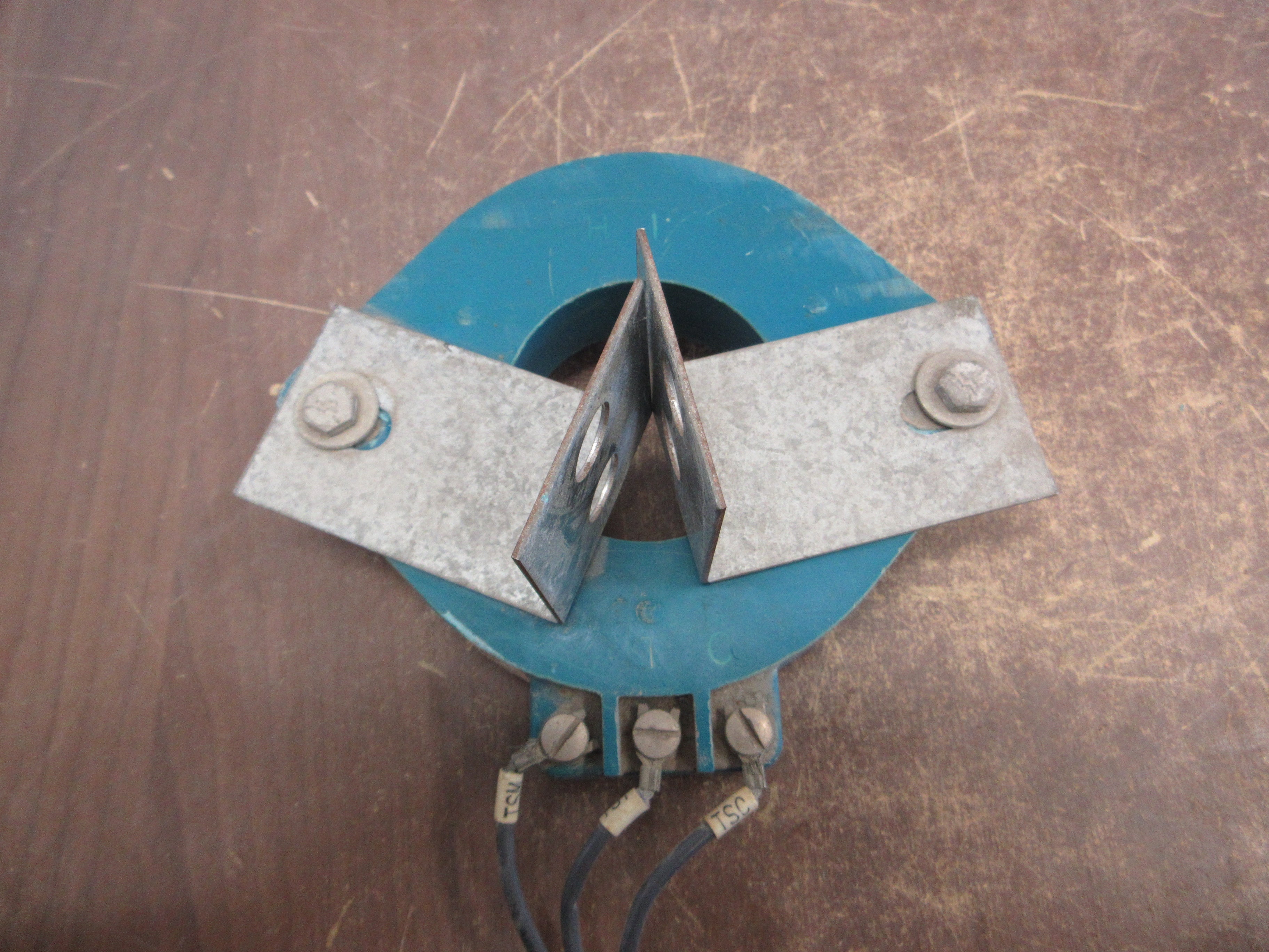 GE Ground Break Sensor TGS0002 For Type TGSR Relays 1600A Used