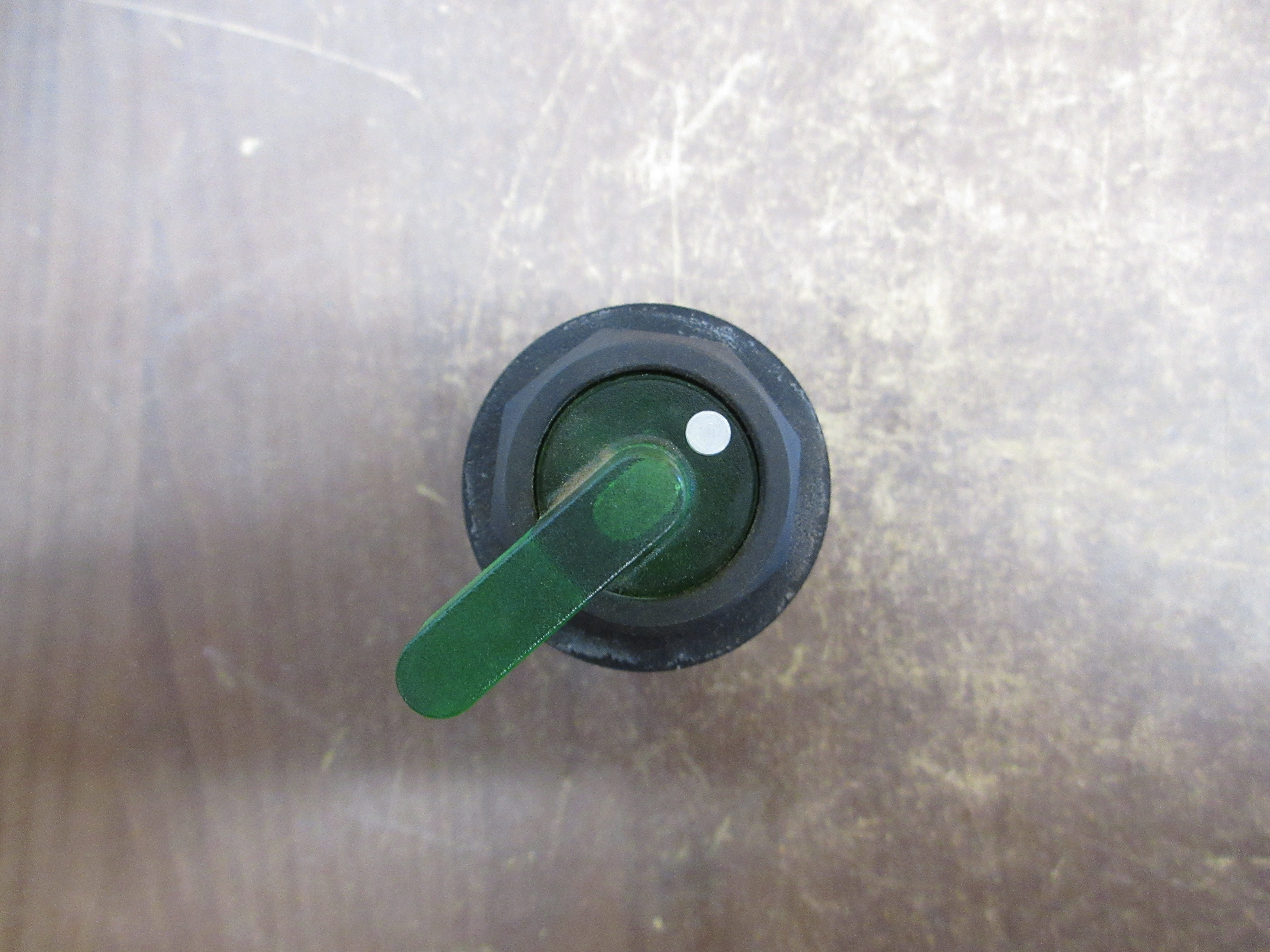 Westinghouse Illuminated Selector Switch PB1T1P Model B 120V 50/60Hz Green Used