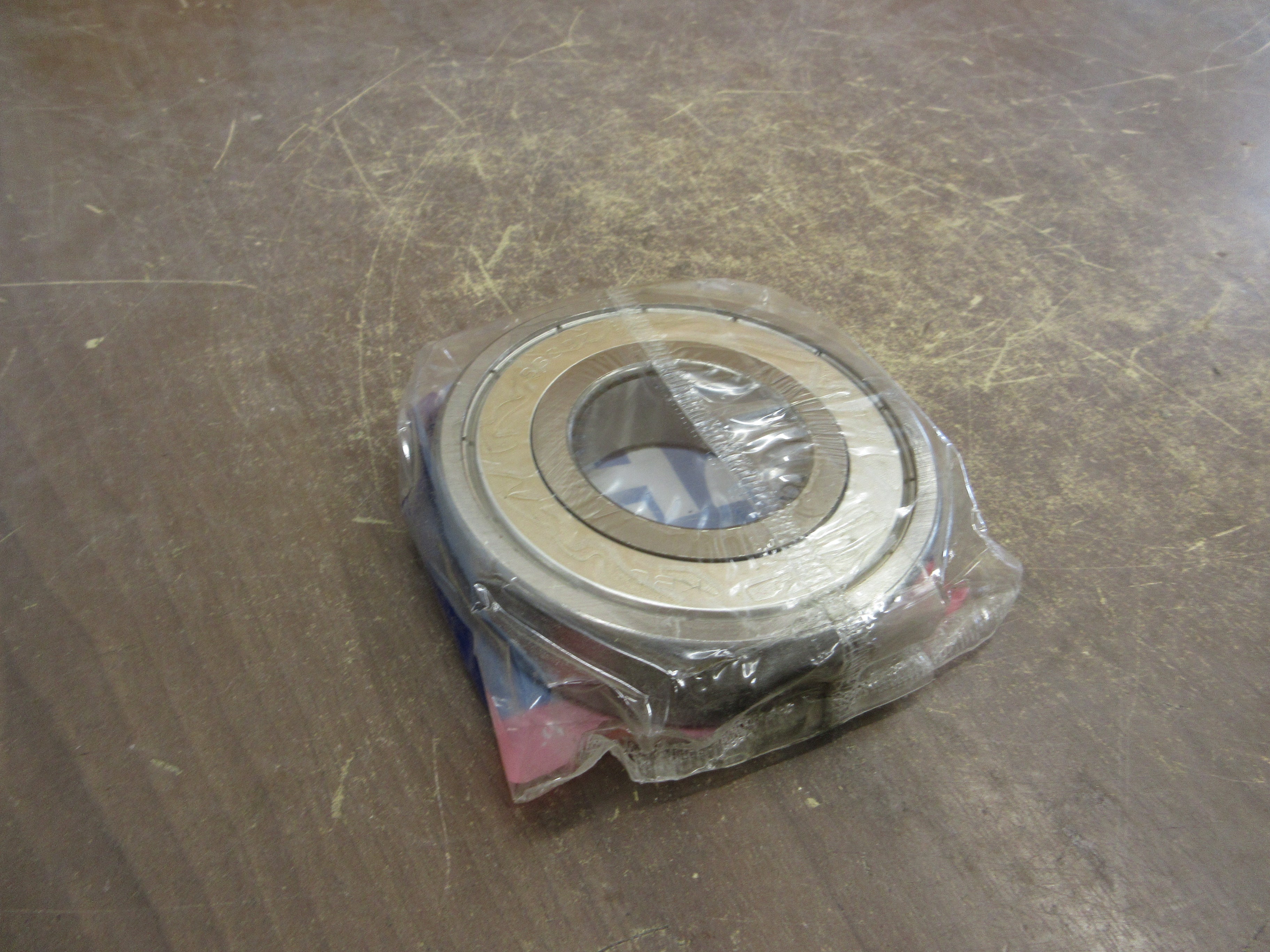 KBC Bearing 6309ZZM New Surplus