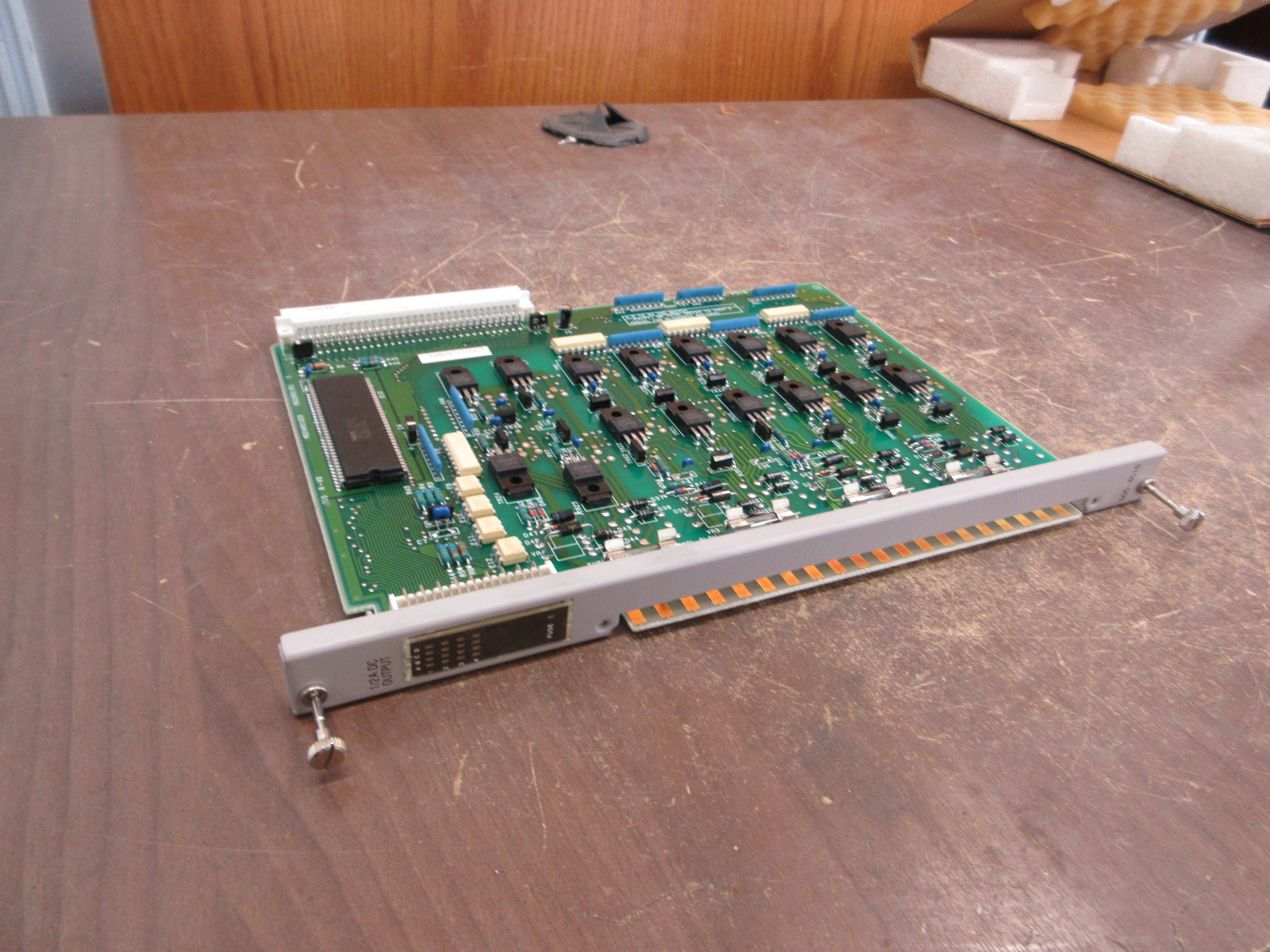 Siemens DC Output Module 505-4516 1/2A DC New Surplus