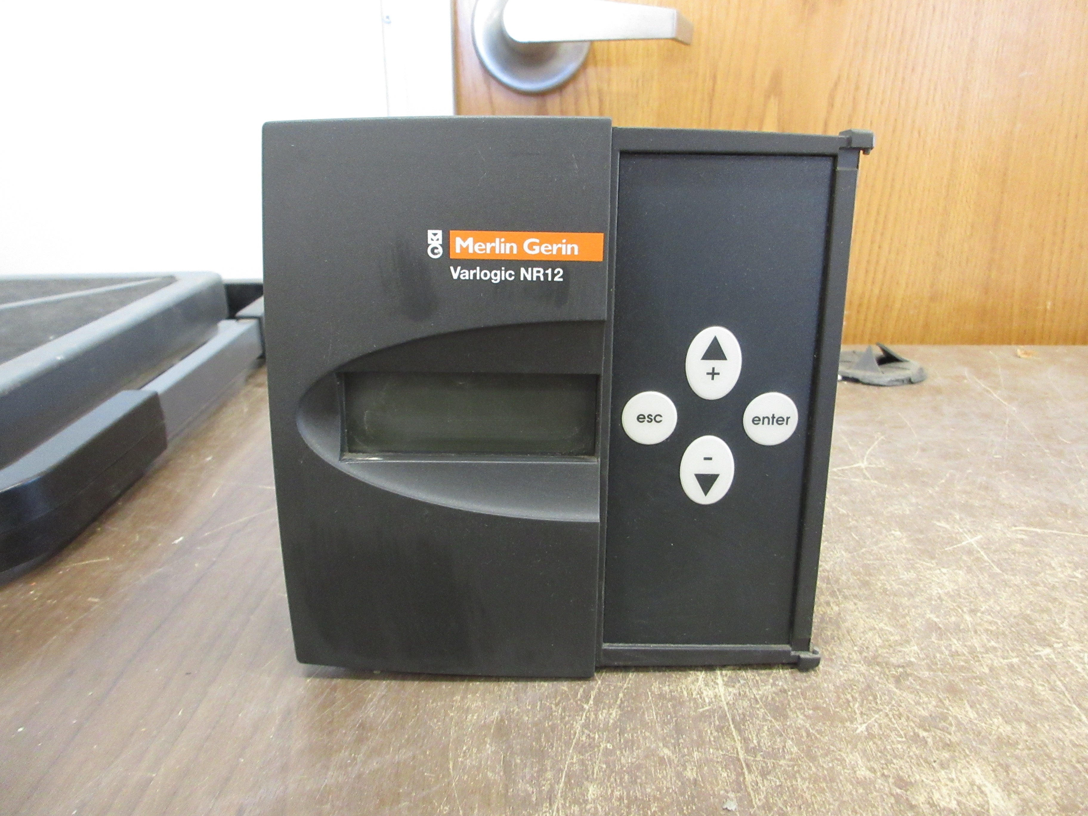 Merlin Gerin Varlogic Controller NR12 Used