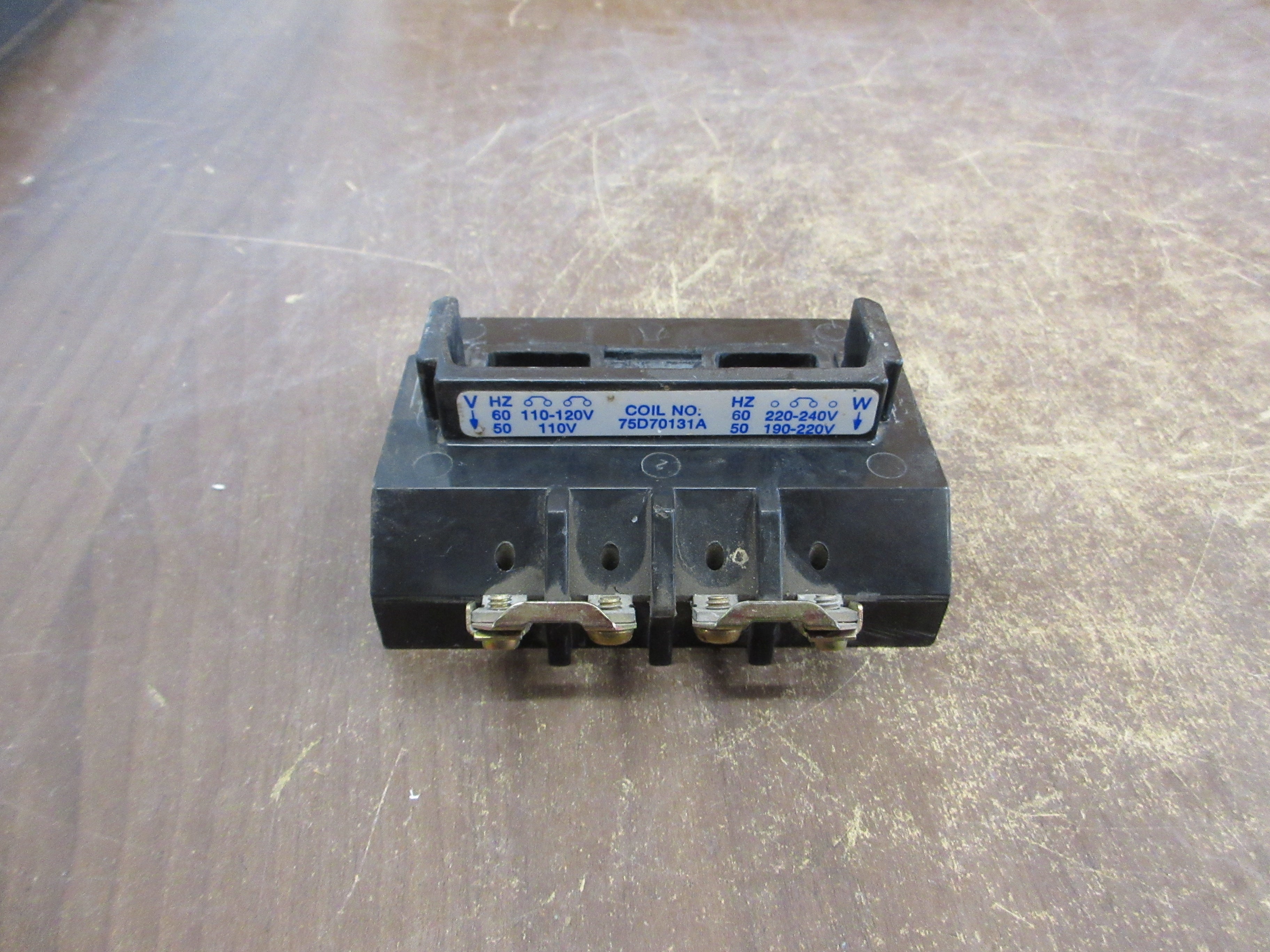 Furnas Magnetic Coil 75D70131A 110-120V 220-240V Used