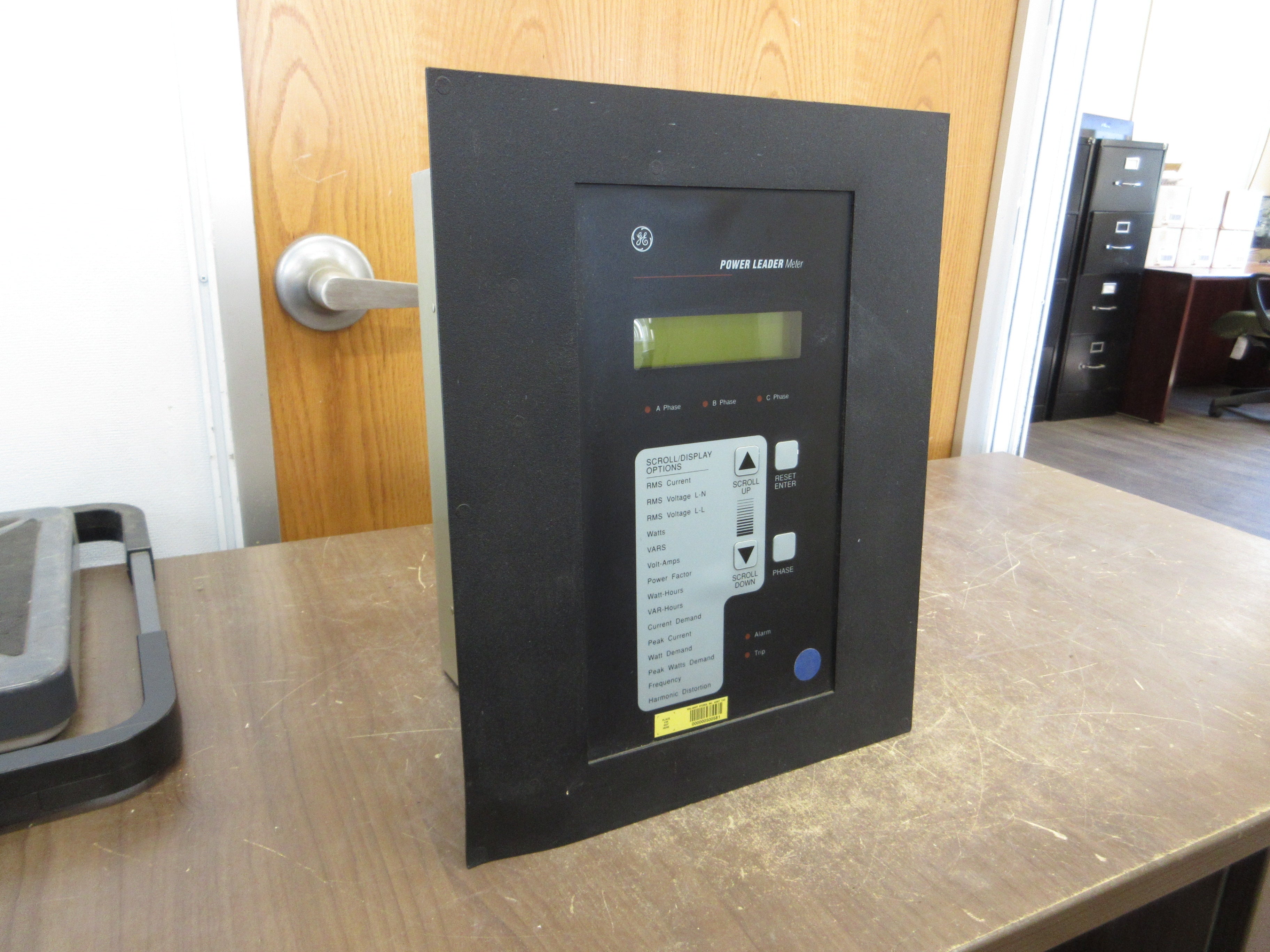 GE Power Leader Meter TMIG01 *Bent Corner* Used