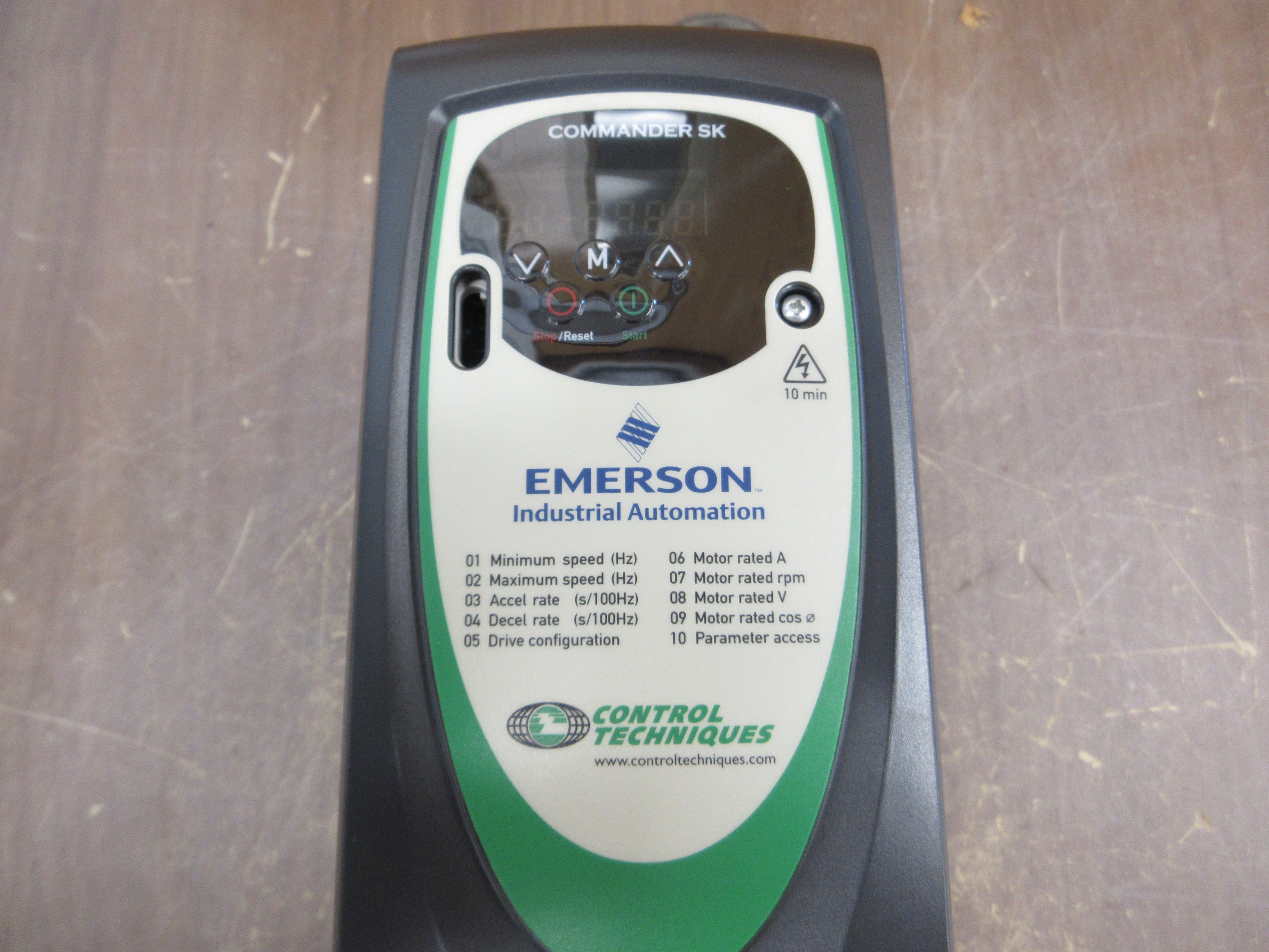 Emerson Control Techniques Commander SK AC Drive SKD3400750 10HP 3Ph Used