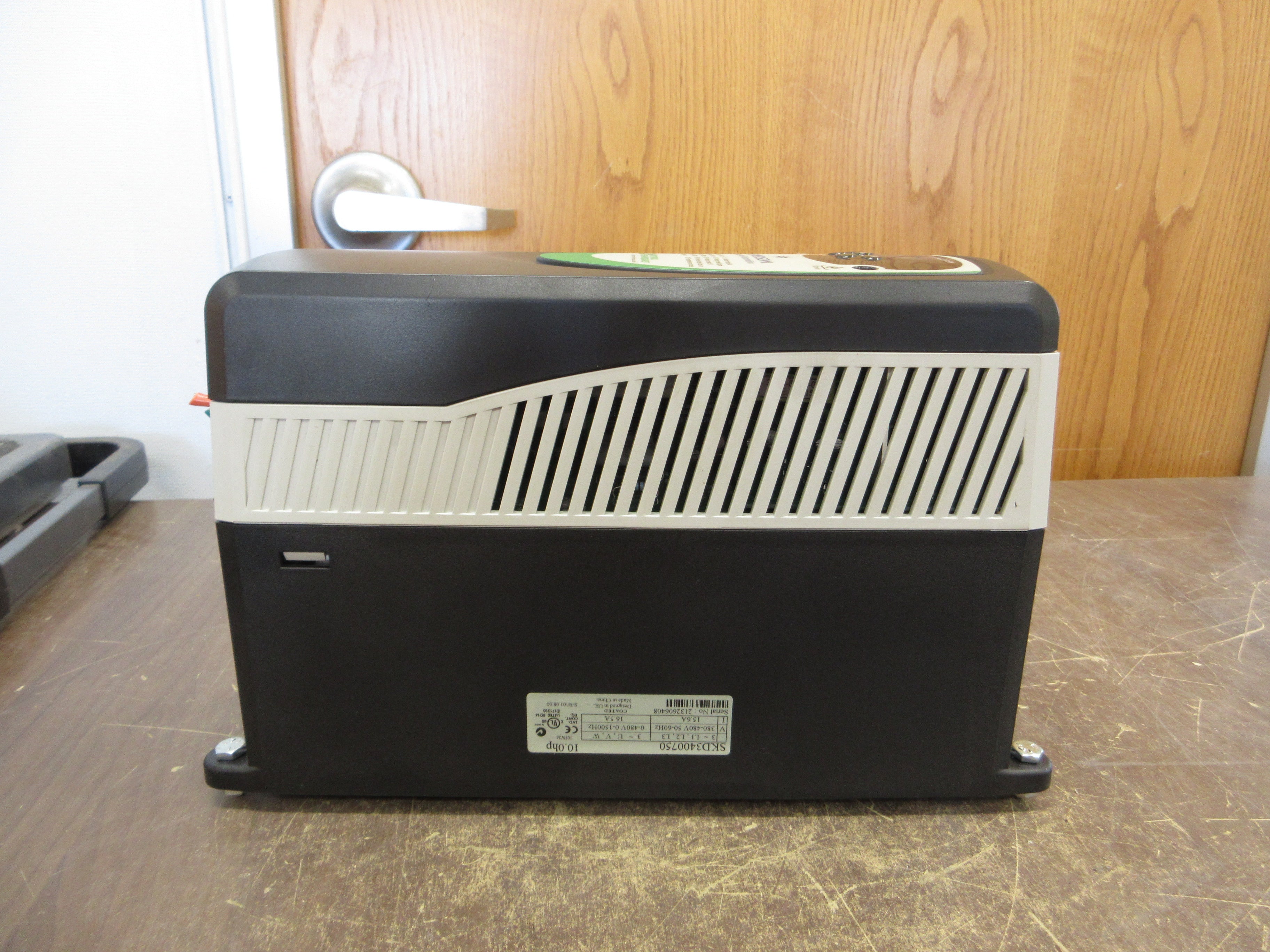 Emerson Control Techniques Commander SK AC Drive SKD3400750 10HP 3Ph Used