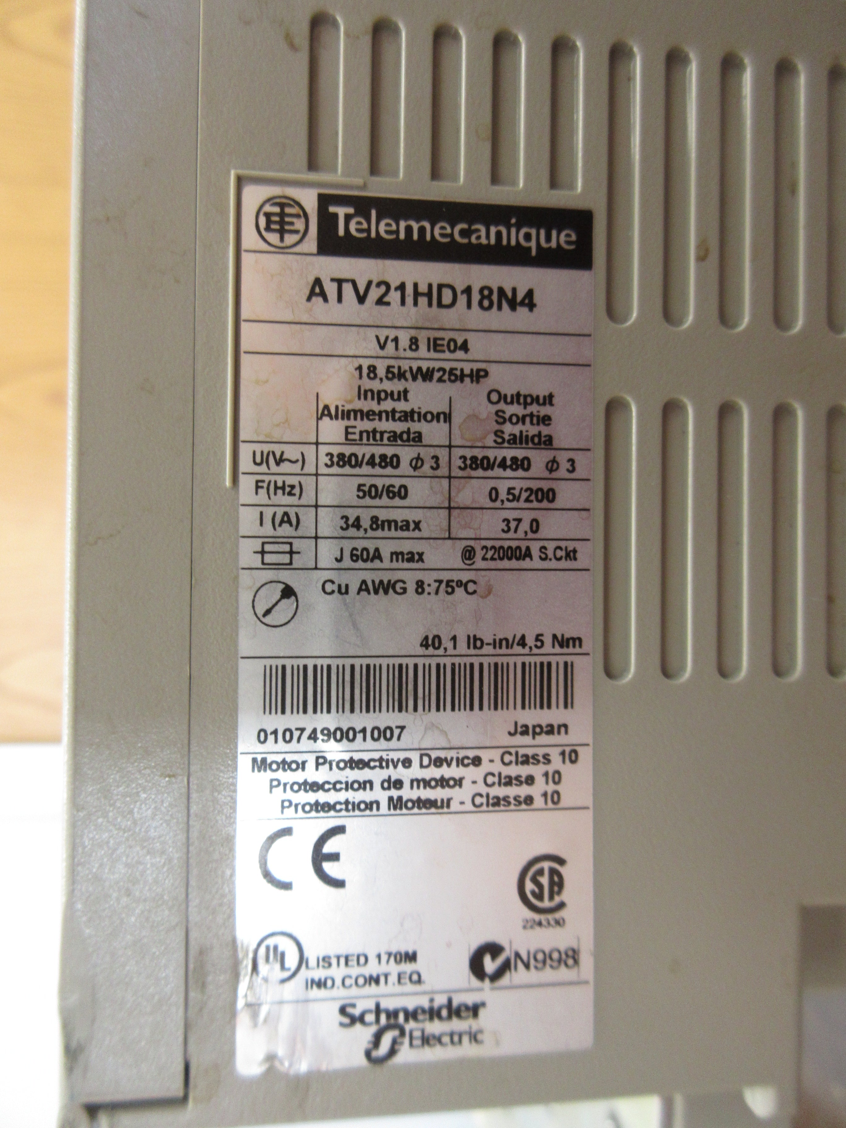 Telemecanique Altivar 21 AC Drive ATV21HD18N4 25HP 3Ph Used