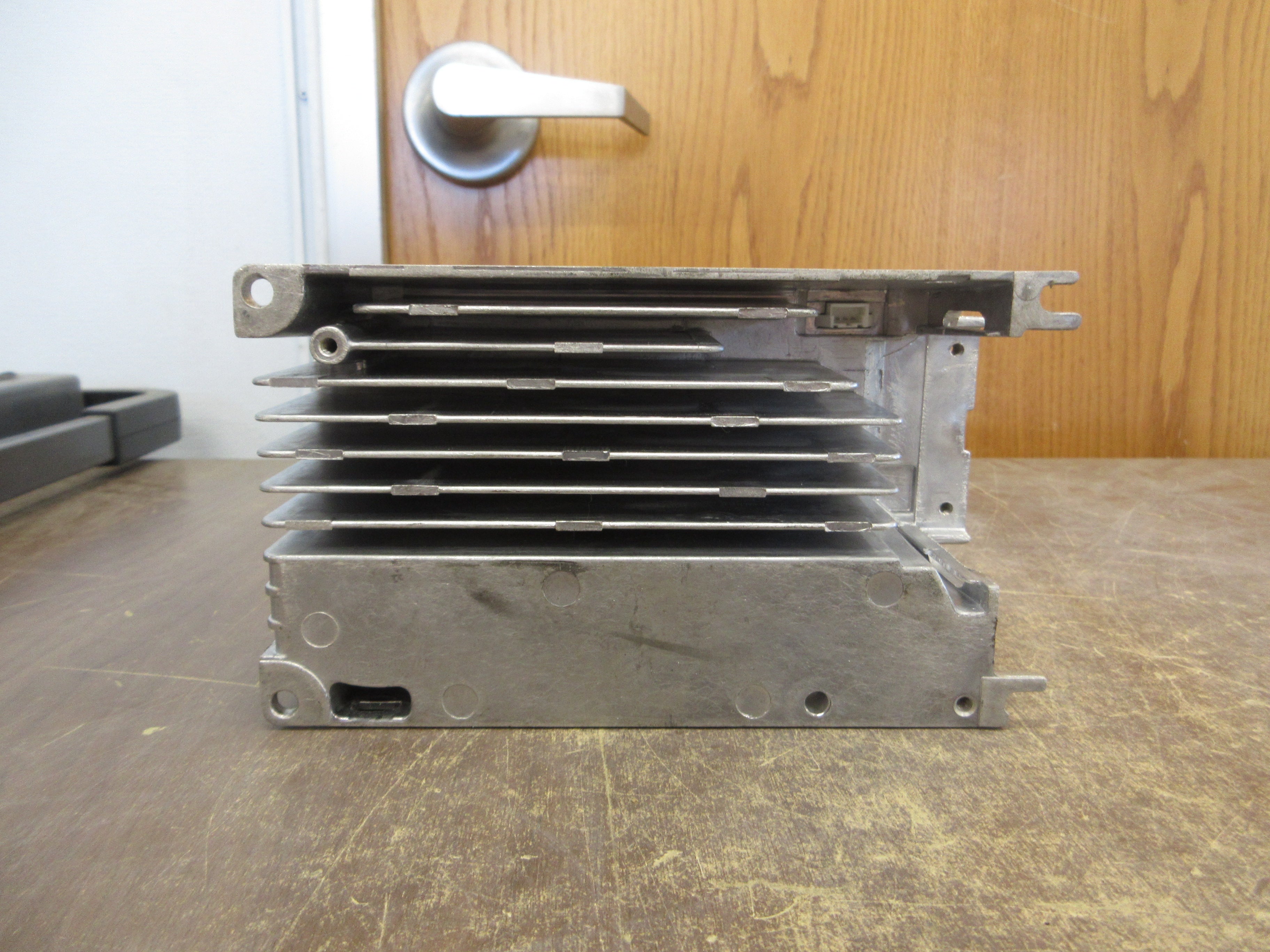 Delta AC Drive VFD007E11A 1HP Input: 1Ph 100-120V 50/60Hz 18A Used