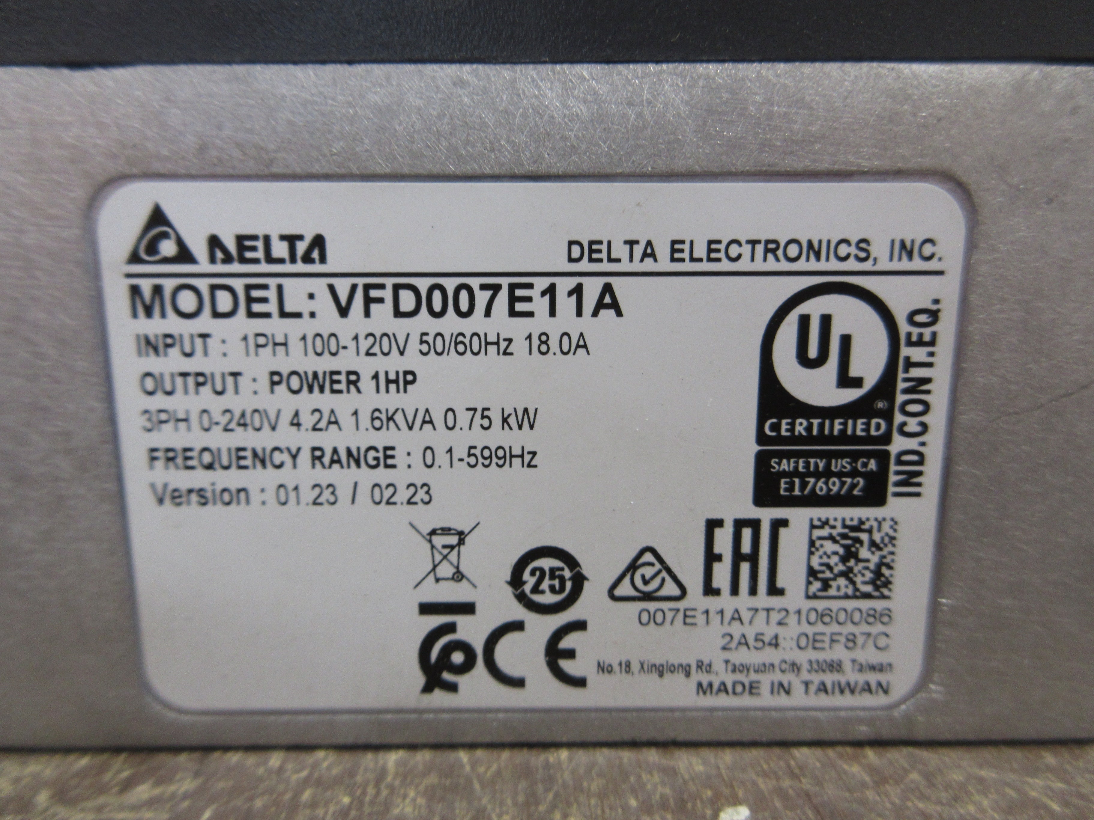 Delta AC Drive VFD007E11A 1HP Input: 1Ph 100-120V 50/60Hz 18A Used